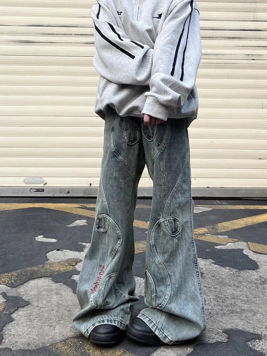 Jean Embroidered micro flare baggy jeans Size US 32 / EU 48 - 1 Thumbnail