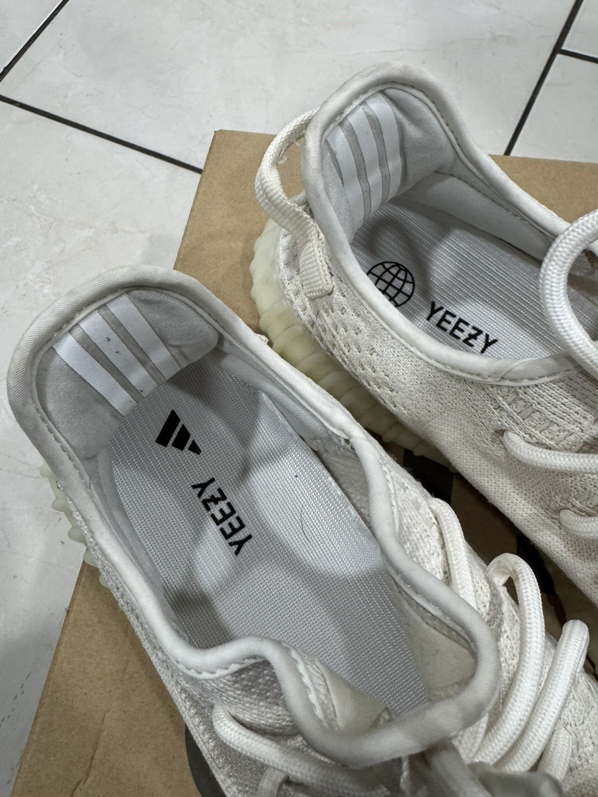 Yeezy SZ 10.5 Adidas Yeezy Boost 350 V2 ‘Bone’ Size US 10.5 / EU 43-44 - 9 Thumbnail