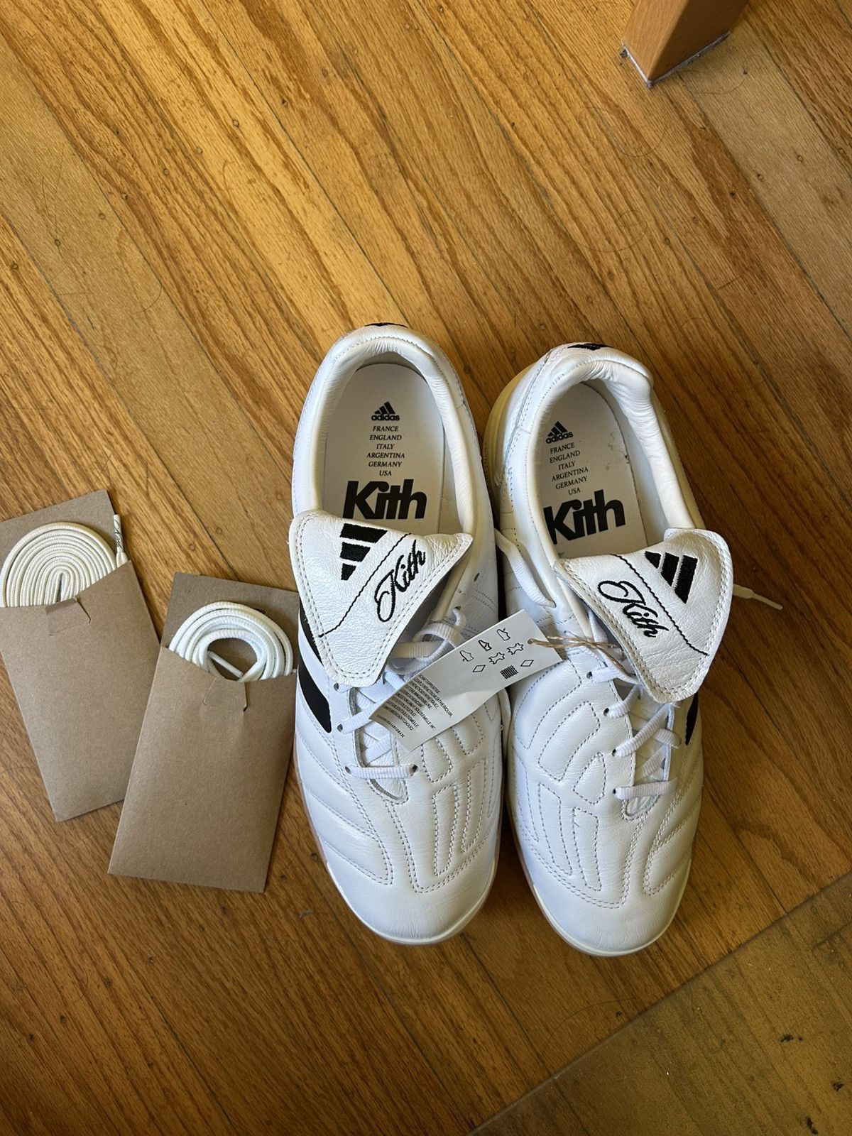 Adidas × Kith Kith Adidas Predator 2002 IC Size US 10.5 / EU 43-44 - 7 Thumbnail
