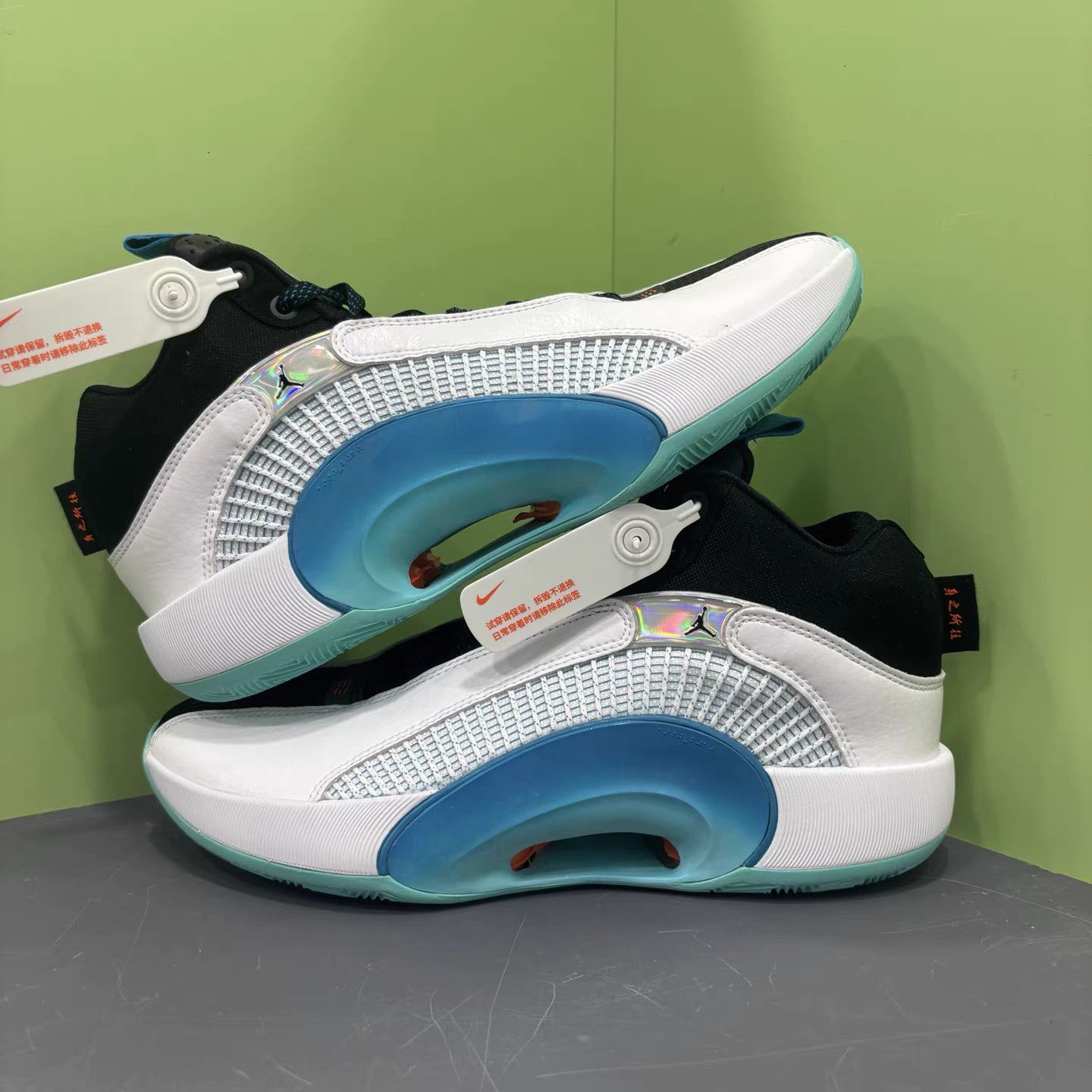 Jordan Brand Air Jordan "Morpho" Lake Green Basketball Shoes K15 Size US 10 / EU 43 - 4 Thumbnail