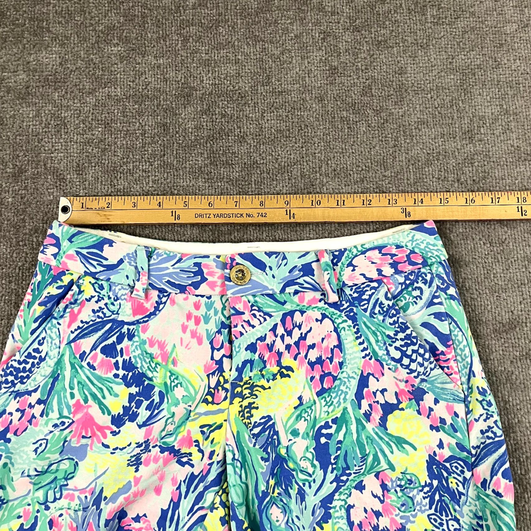 Lilly Pulitzer Lilly Pulitzer Callahan Shorts Womens Size 4 Floral Preppy Stretch Chino Mid Rise 5 in Inseam Multicolor Beach Casual Size 27" / US 4 / IT 40 - 6 Thumbnail