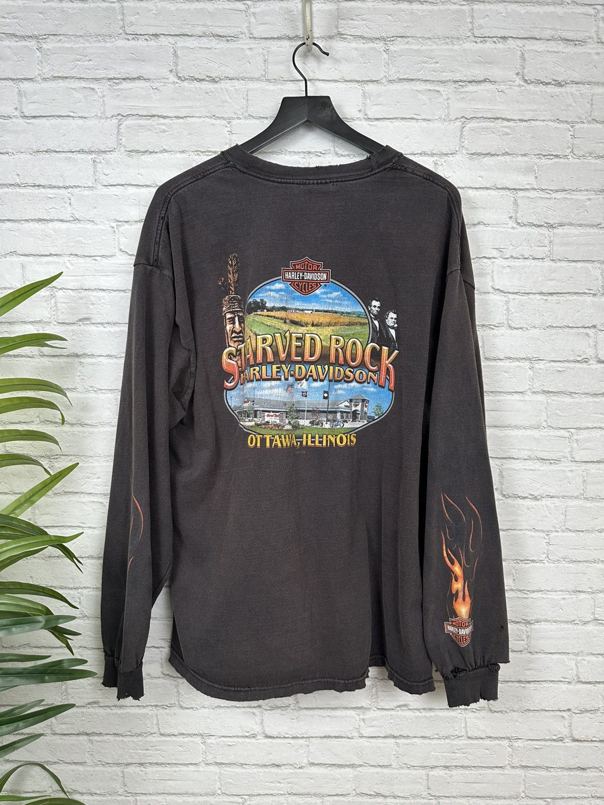 Harley Davidson (XXL) ABSOLUTELY THRASHED & FADED Harley Davidson Longsleeve Size US XXL / EU 58 / 5 - 12 Thumbnail