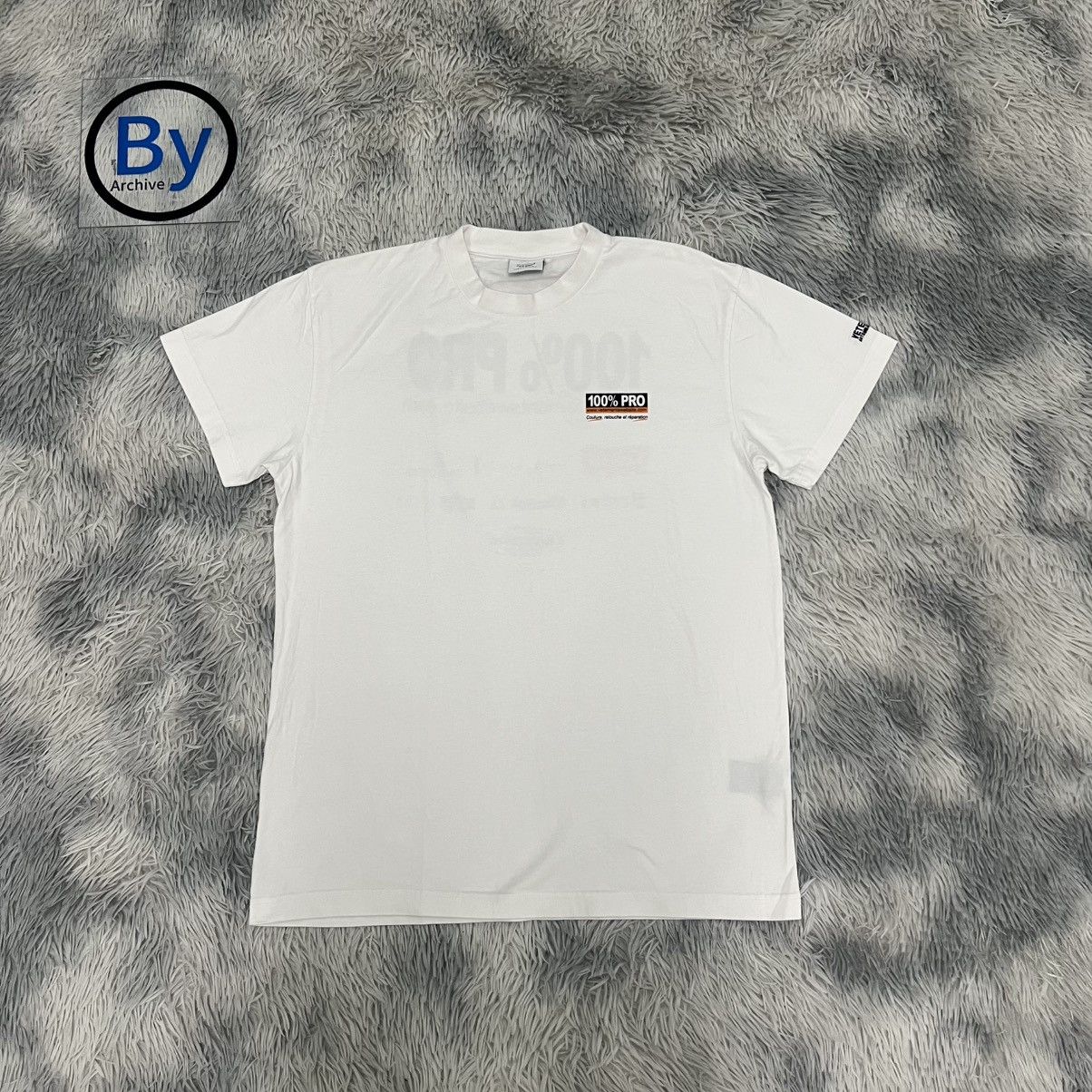 送料無料！Vetements / White '100% Pro' Standard T-Shirt Vetements 100 Pro Tee | Grailed