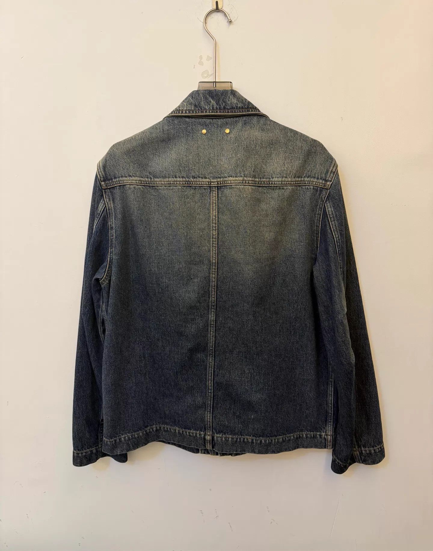 Louis Vuitton LV Logo embossed denim jacket men's navy blue 48 Size US M / EU 48-50 / 2 - 2 Thumbnail