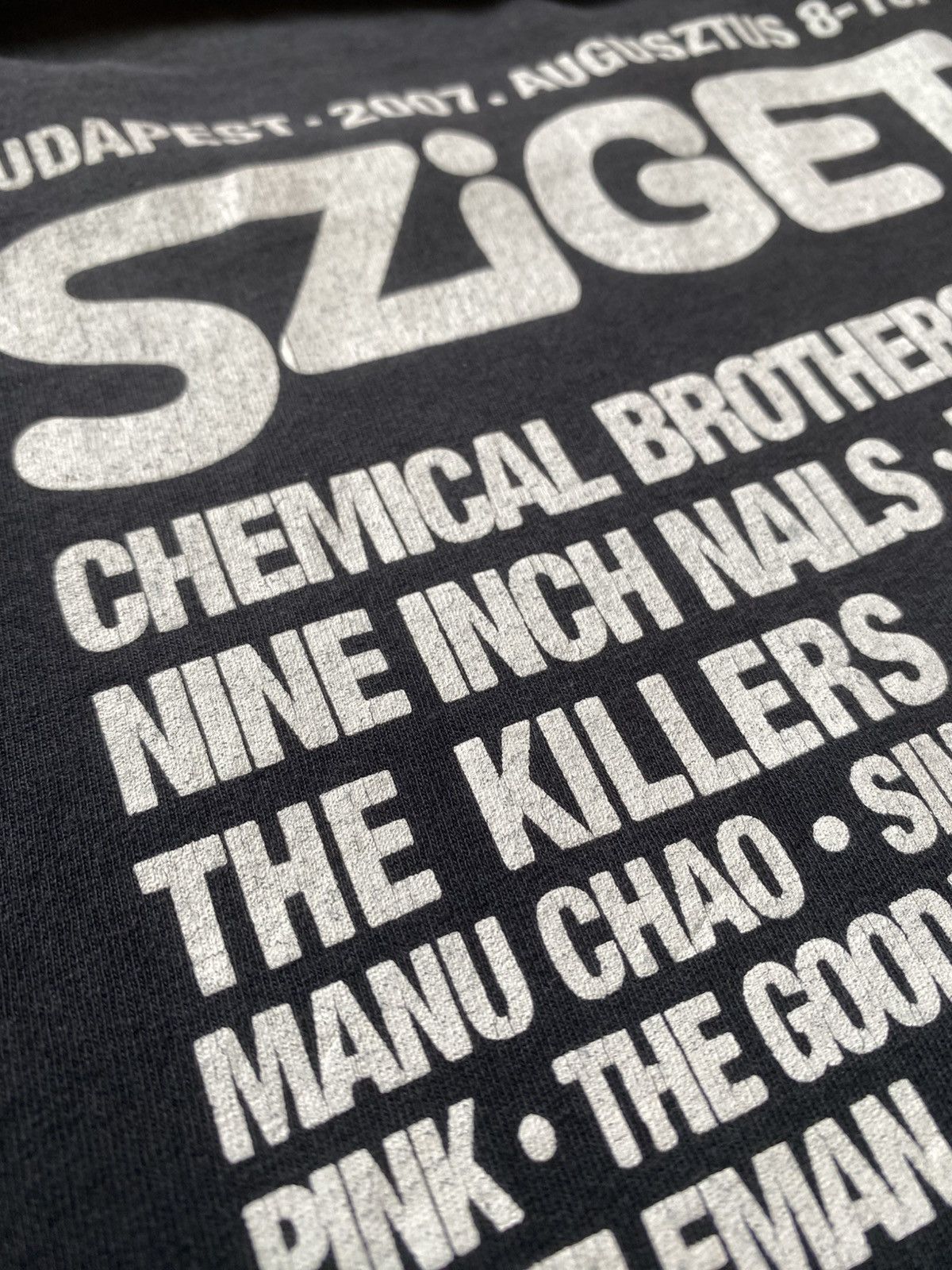 Band Tees × Fruit Of The Loom Sziget ‘07 Size US XL / EU 56 / 4 - 1 Thumbnail
