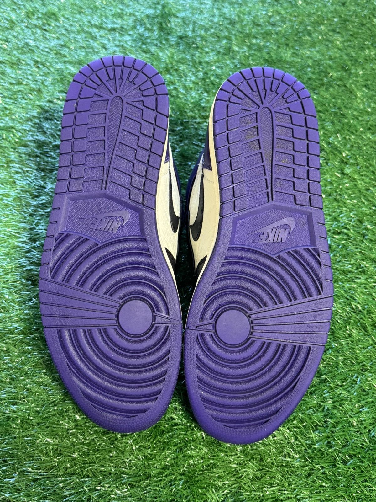 Jordan 1 Court Purple Size 10.5