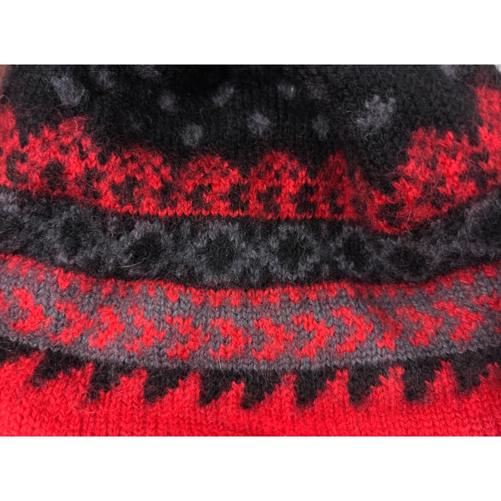 Vintage VINTAGE Beanie Toque Adult One Size Red Geometric Knit Tassel Wool Polyester Lined Ski Size ONE SIZE - 2 Thumbnail