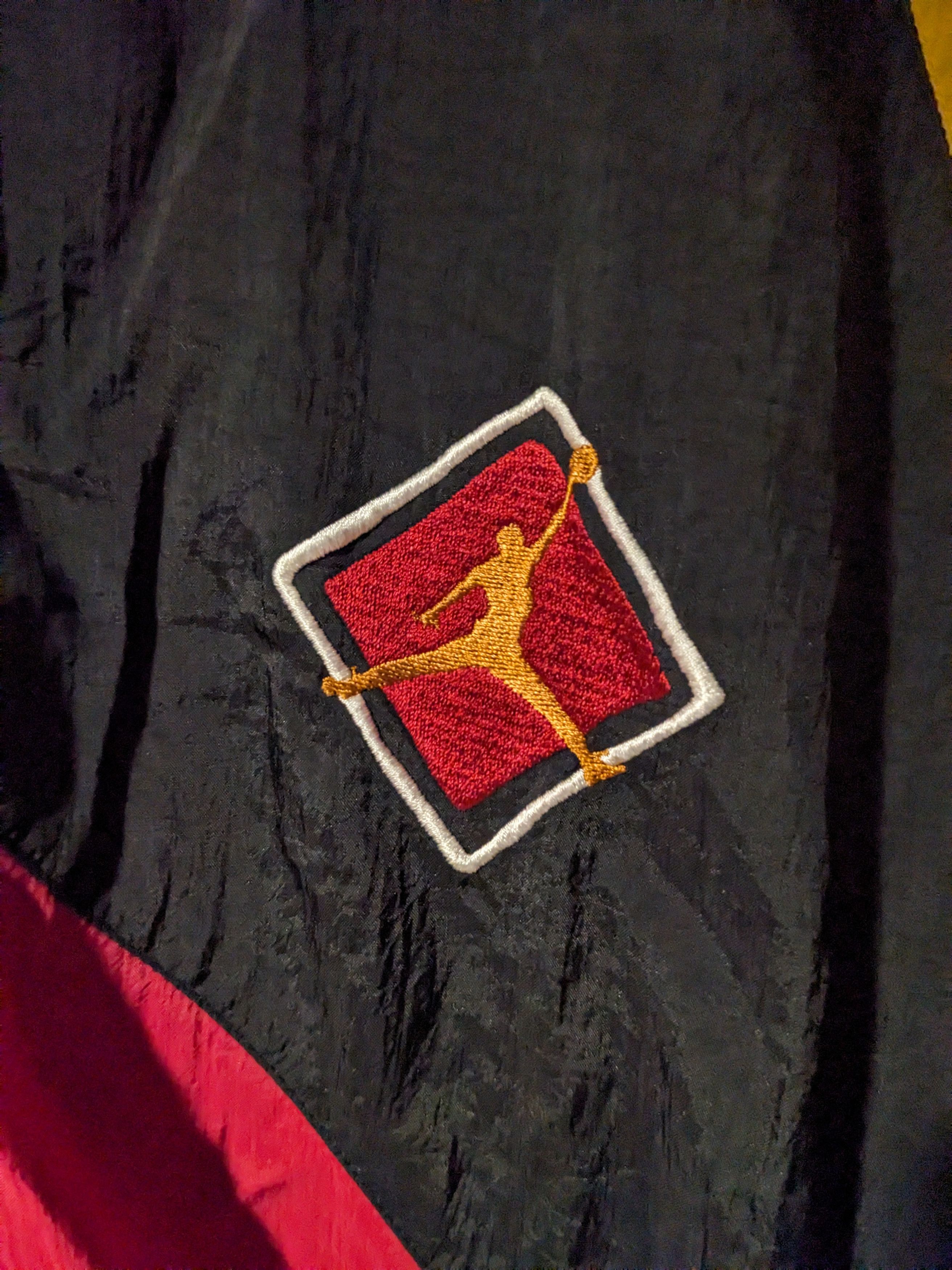 Jordan Brand × Nike × Vintage Vintage 90s Nike Air Jordan VII OG Cardinal Windbreaker Size US M / EU 48-50 / 2 - 2 Thumbnail