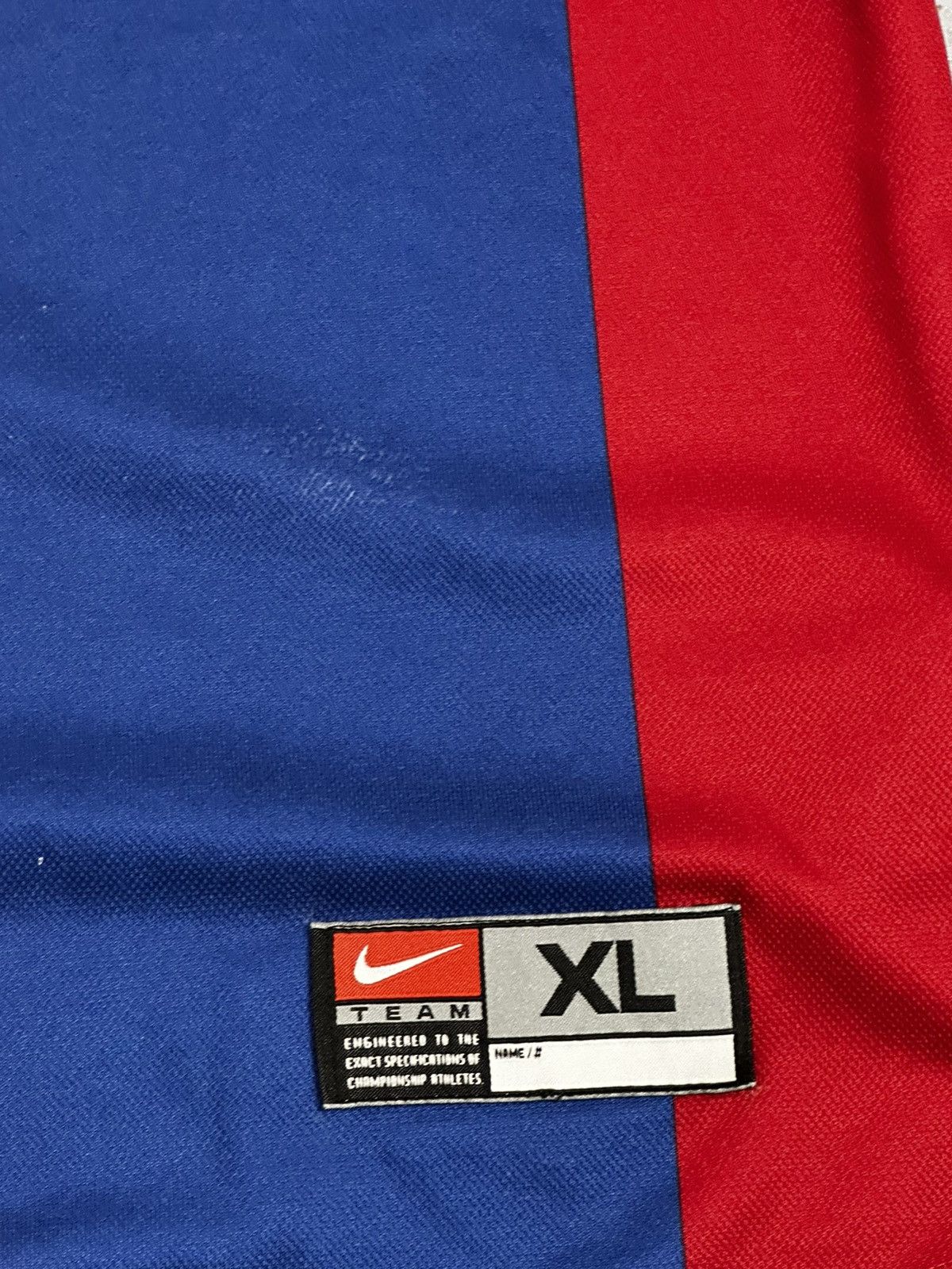 Nike Barcelona 1998/99 Nike Home Jersey Size US XL / EU 56 / 4 - 6 Thumbnail