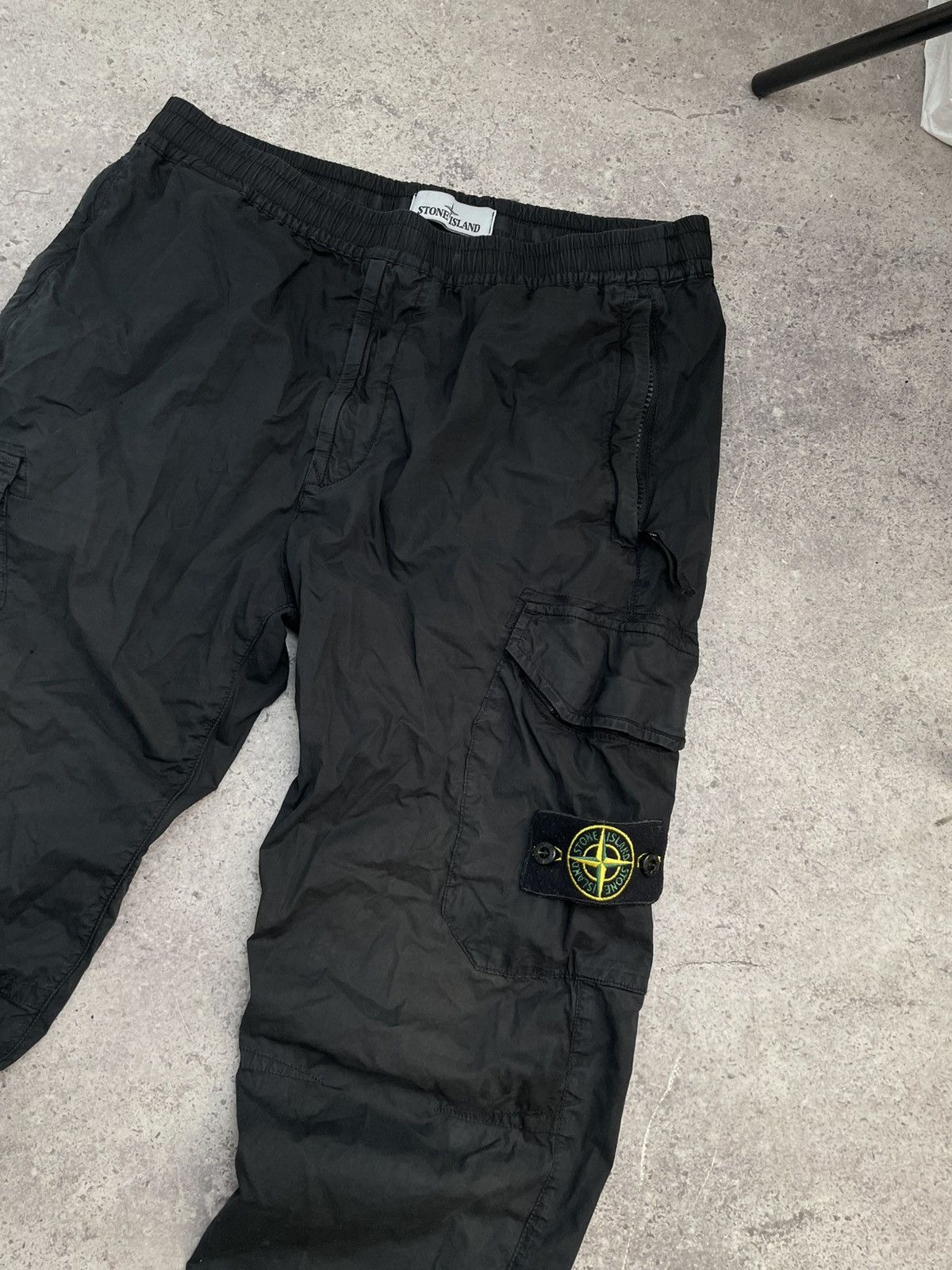 Stone Island Stone island black cargo pants Size US 32 / EU 48 - 2 Thumbnail