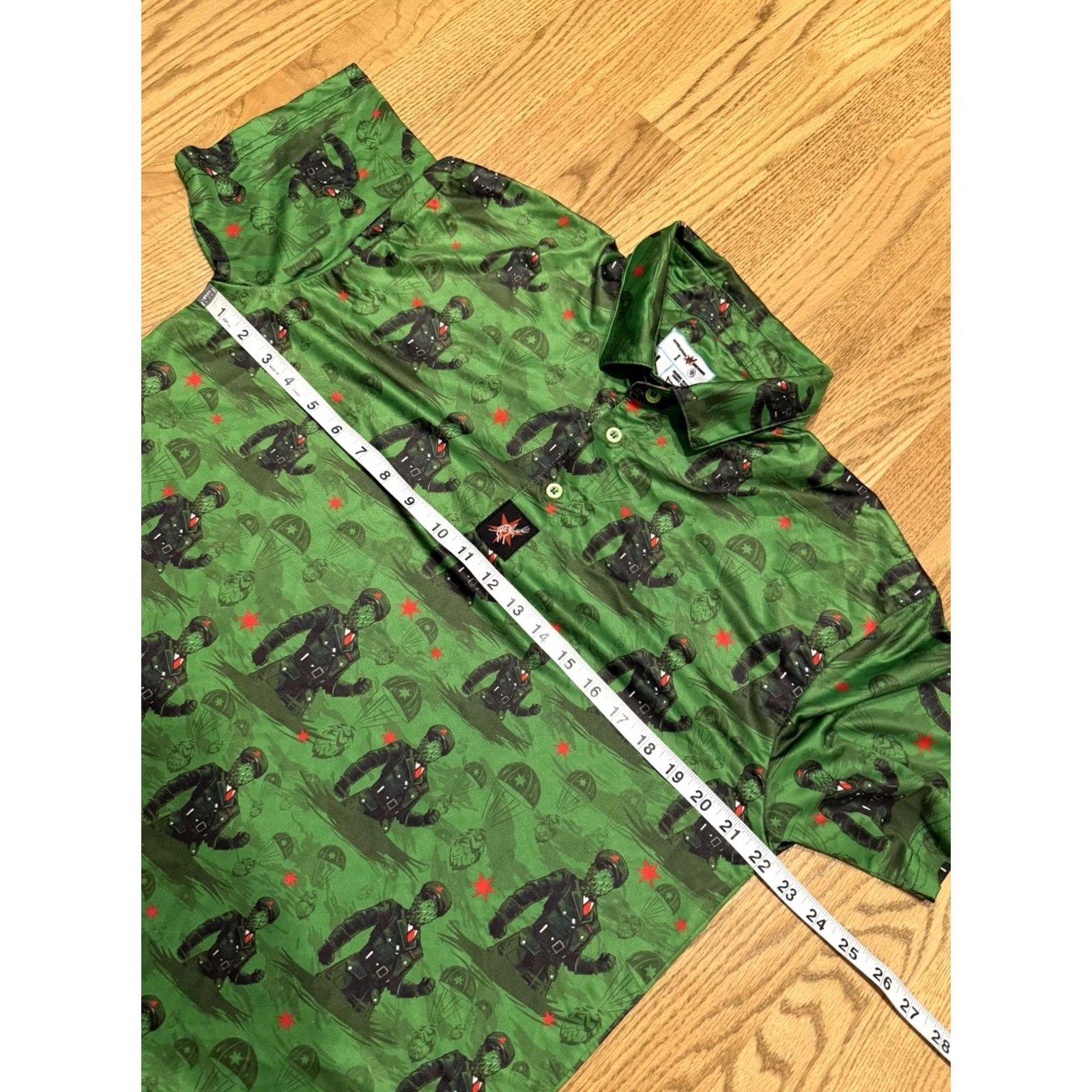 Vintage Revolution Brewing x Snowman Polo Shirt Men’s L Green Short Sleeve Polo Anti-Hero Golf Performance Moisture Wicking Logo Brand Revolution Size US L / EU 52-54 / 3 - 5 Thumbnail