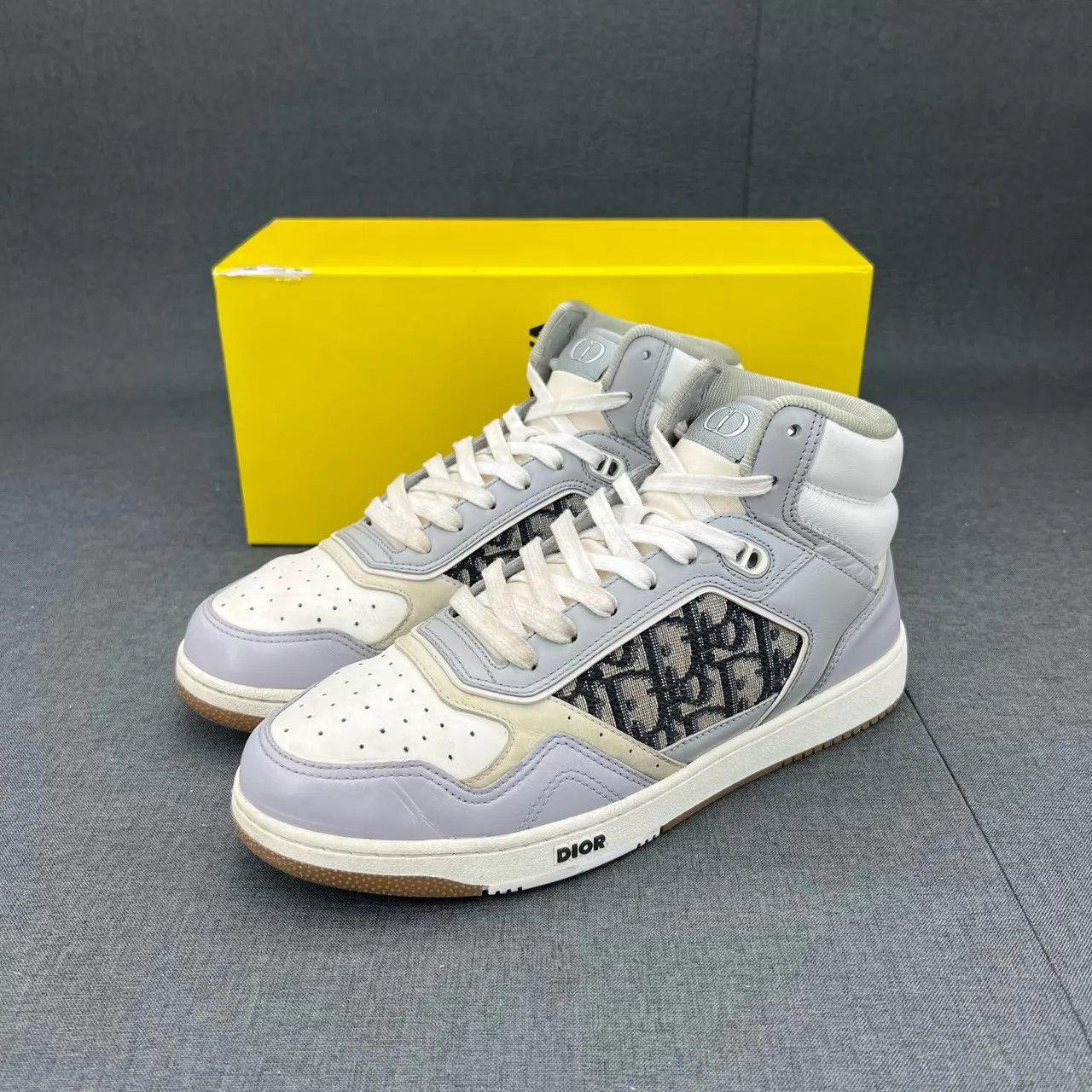 Dior Dior B27 Gray White Sneakers Size 41 Size US 8 / EU 41 - 1 Thumbnail