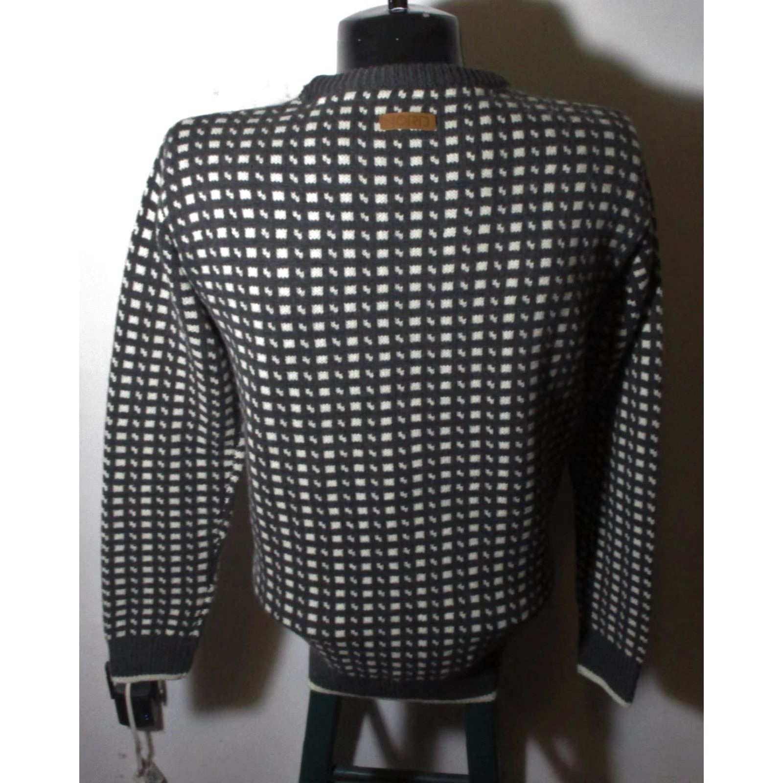 Vintage NORD Wool Crew Neck Sweater Men's M Brown Long Sleeve Pullover Knit Wool NWOT Vintage No (adjusted to original words only) Size US M / EU 48-50 / 2 - 5 Thumbnail