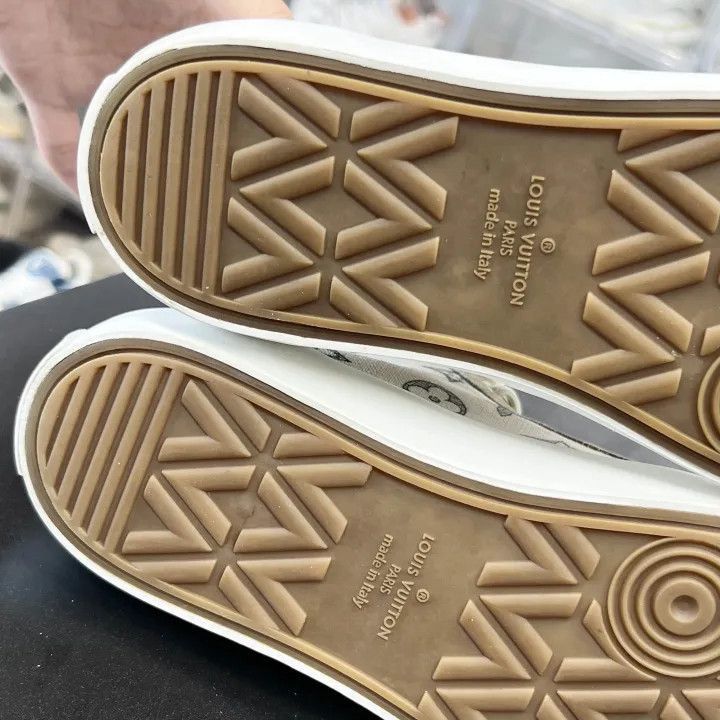Louis Vuitton Louis Vuitton Monogram Canvas High-Top Sneakers -2508 Size US 8 / EU 41 - 8 Thumbnail