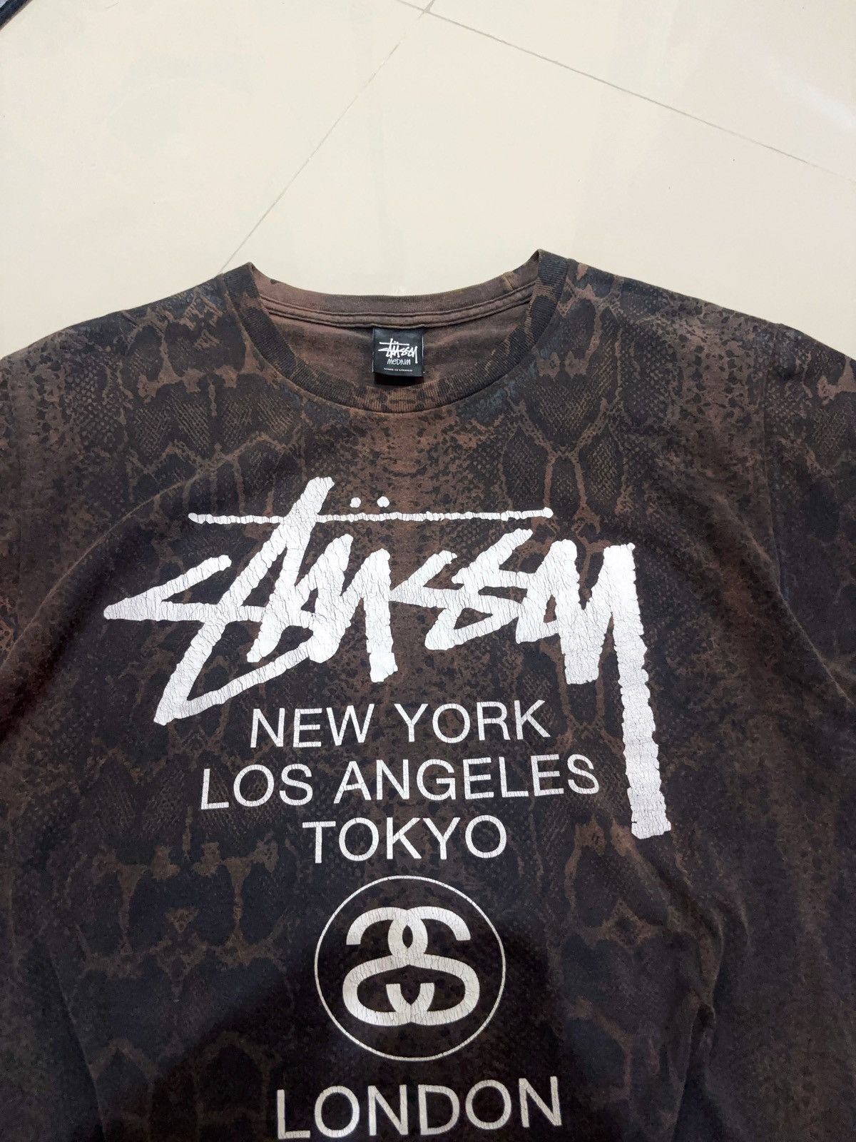 Stussy Stussy World Tour Snake Skin AOP Tee Size US M / EU 48-50 / 2 - 3 Thumbnail