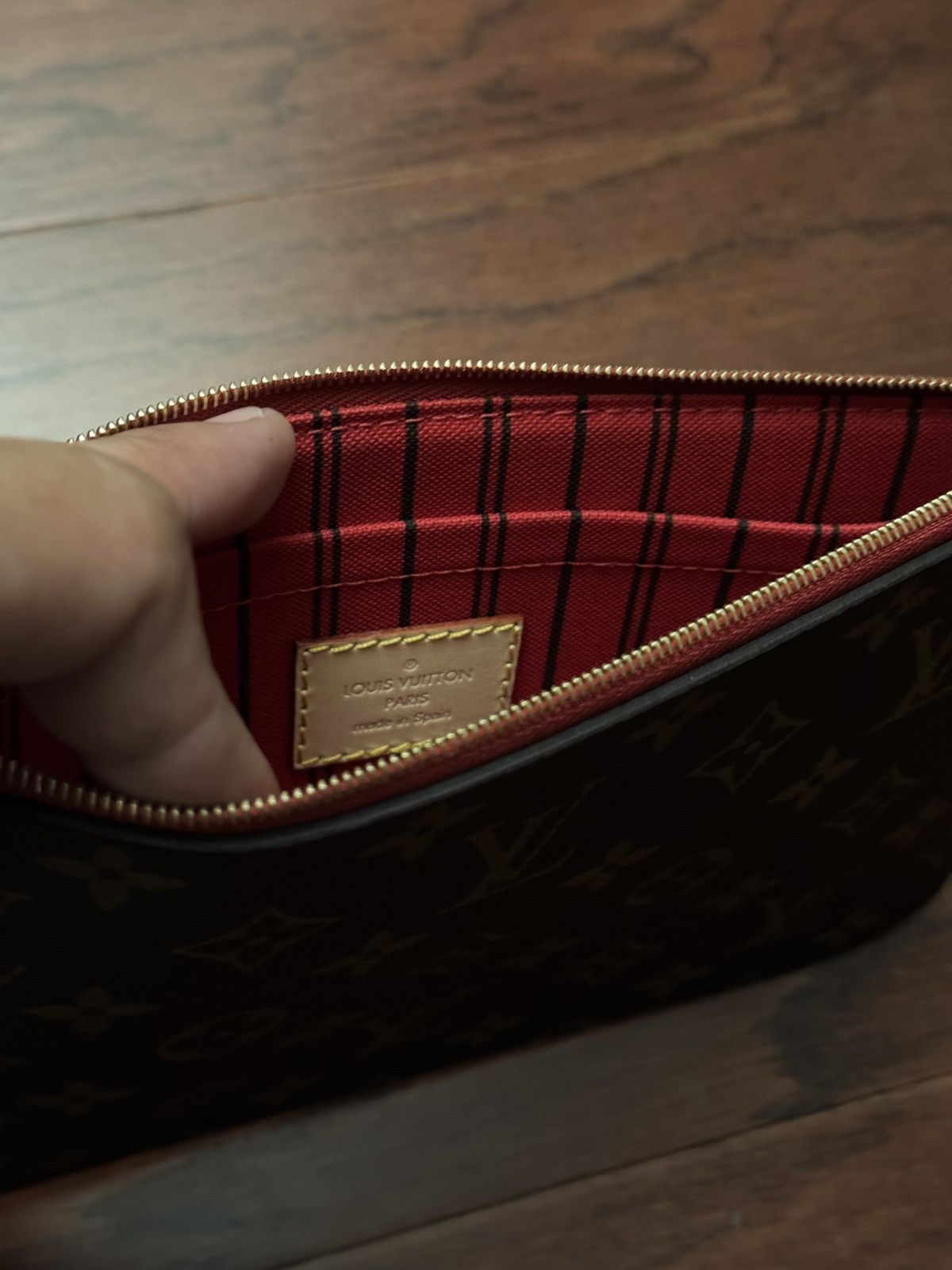 Louis Vuitton Louis Vuitton Pochette Monogram New Size ONE SIZE - 3 Thumbnail