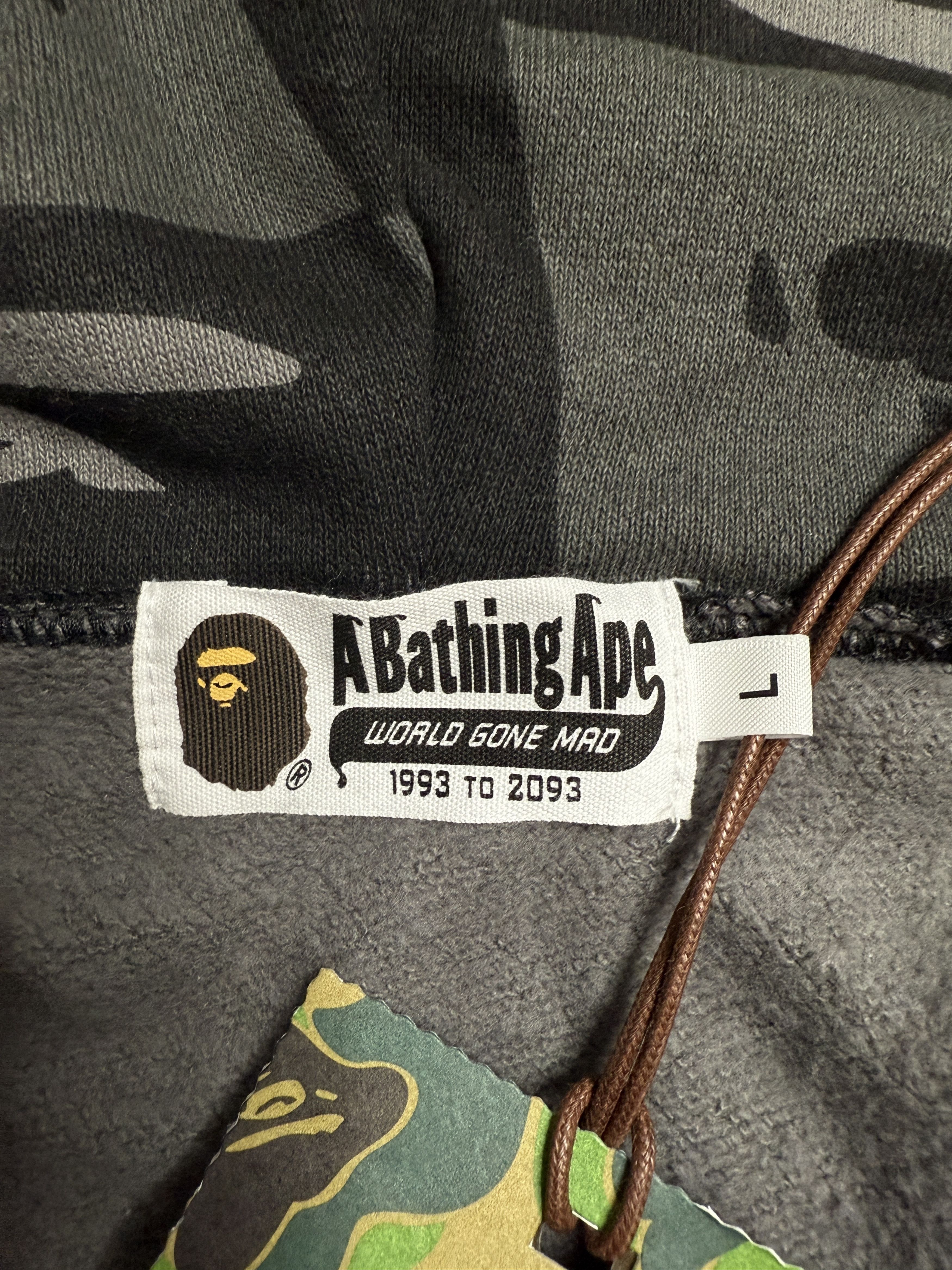Bape BAPE DISTORTION SHARK RELAXED FIT FULL ZIP HOODIE Size US L / EU 52-54 / 3 - 9 Thumbnail