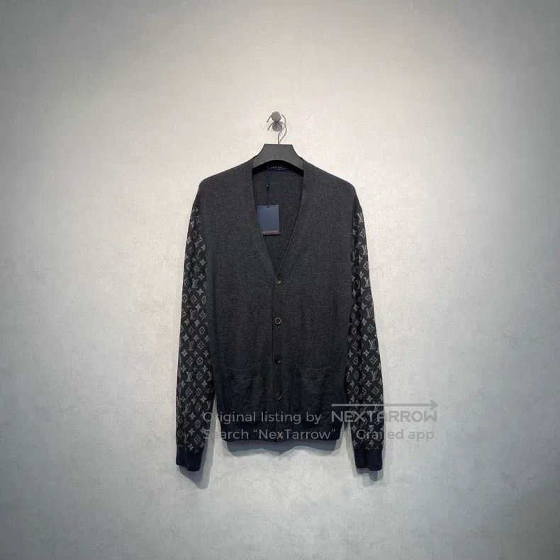 Louis Vuitton Louis Vuitton size 4l Full logo patchwork cardigan sweater Size US M / EU 48-50 / 2 - 6 Thumbnail
