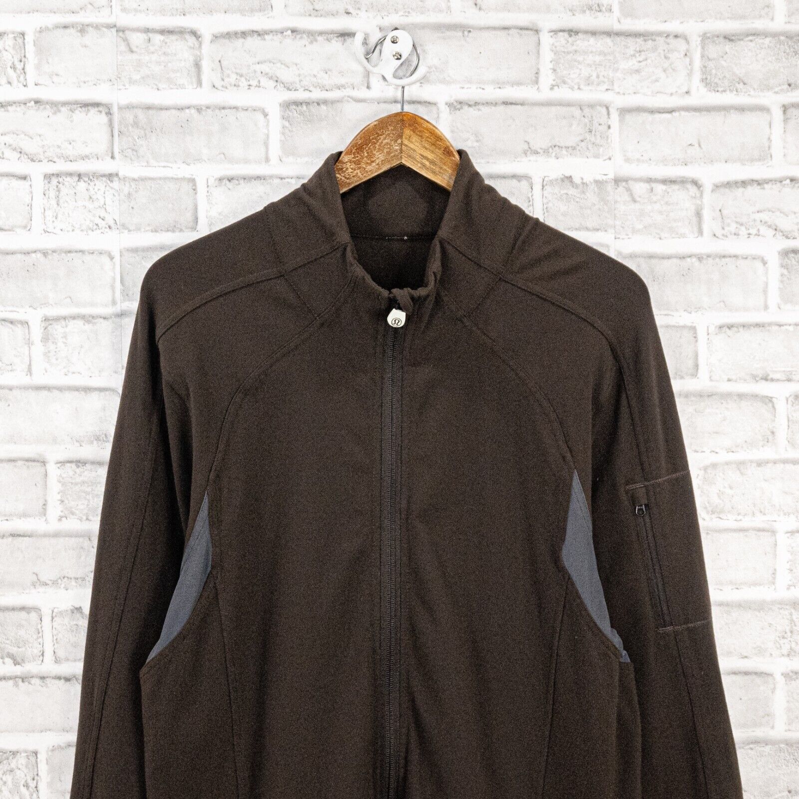 Lululemon Lululemon Full Zip Track Jacket vent Mesh Armpit in Brown Size US L / EU 52-54 / 3 - 3 Thumbnail