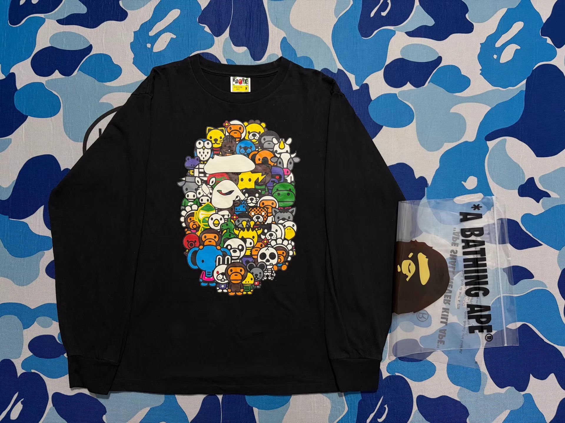 Bape Bape x KAWS Zoo Family Long Sleeve Tee Size US M / EU 48-50 / 2 - 1 Thumbnail