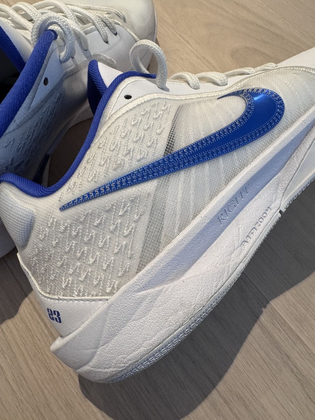 Nike Nike Sabrina 2 ID men size 9 white blue Size US 9 / EU 42 - 11 Thumbnail