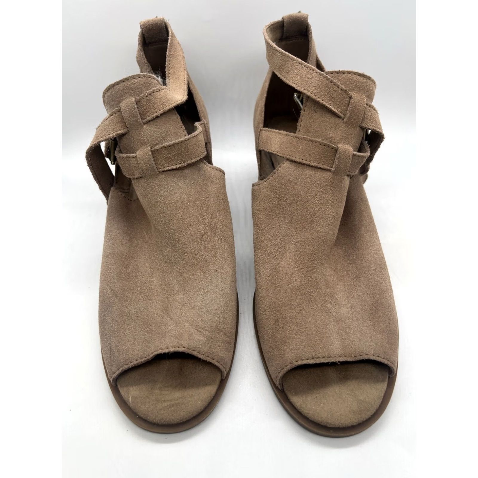 Vintage Koolaburra by UGG Sophy Peep-Toe Sandal Suede Leather Taupe Block Heel 9 Womens Medium Cork? Size US 9 / IT 39 - 2 Thumbnail