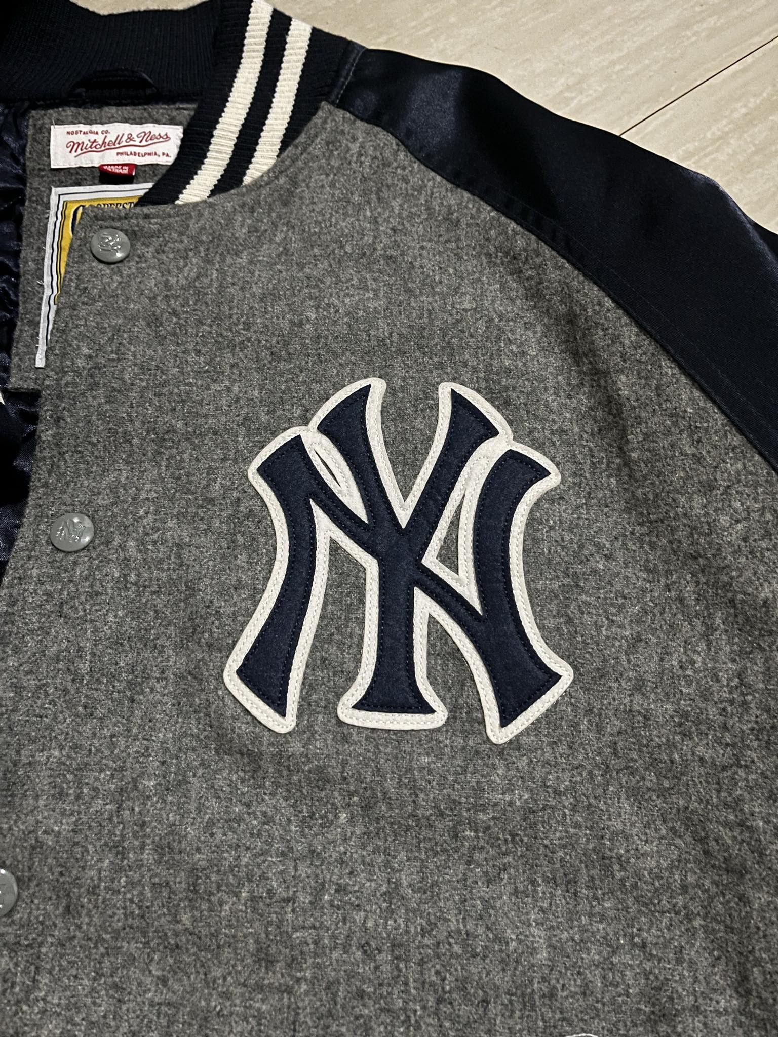Cooperstown Collection × Mitchell & Ness × New York Yankees Vintage NY Cooperstown Varsity Jacket by Mitchell & Ness Size US XXL / EU 58 / 5 - 4 Thumbnail