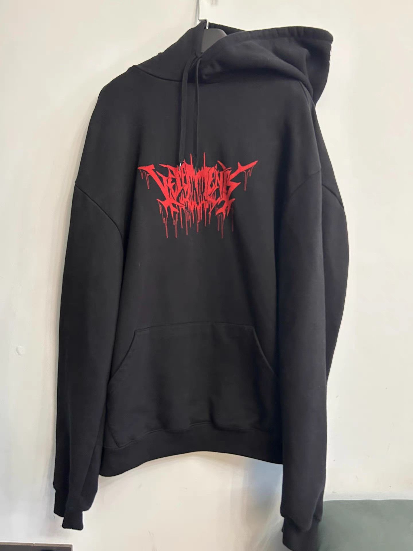 Vetements Vetements 18SS Sanskrit heavyweight hoodie Size US S / EU 44-46 / 1 - 1 Thumbnail