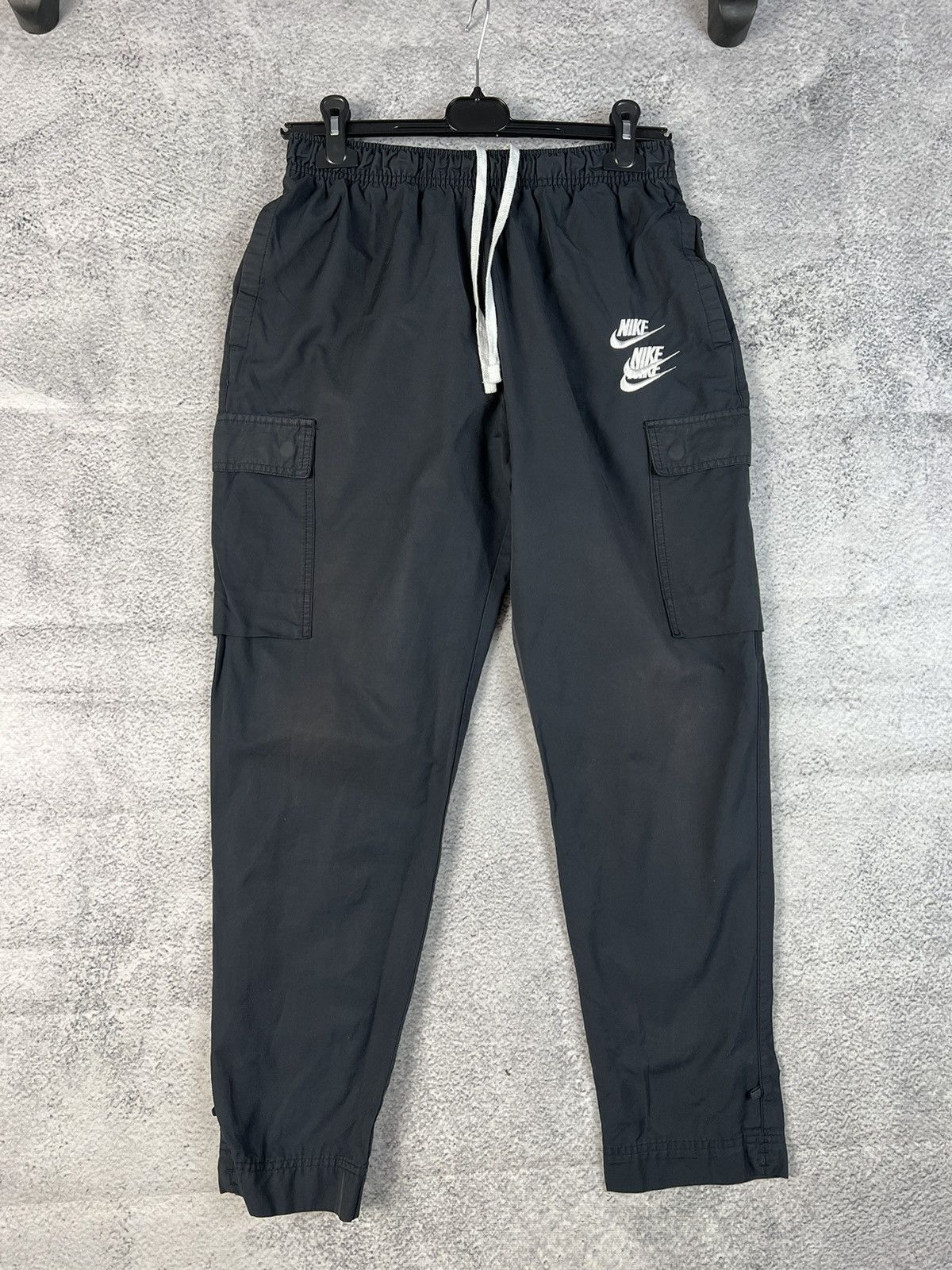 Nike Nike streetwear jogger pants Size US 30 / EU 46 - 2 Thumbnail