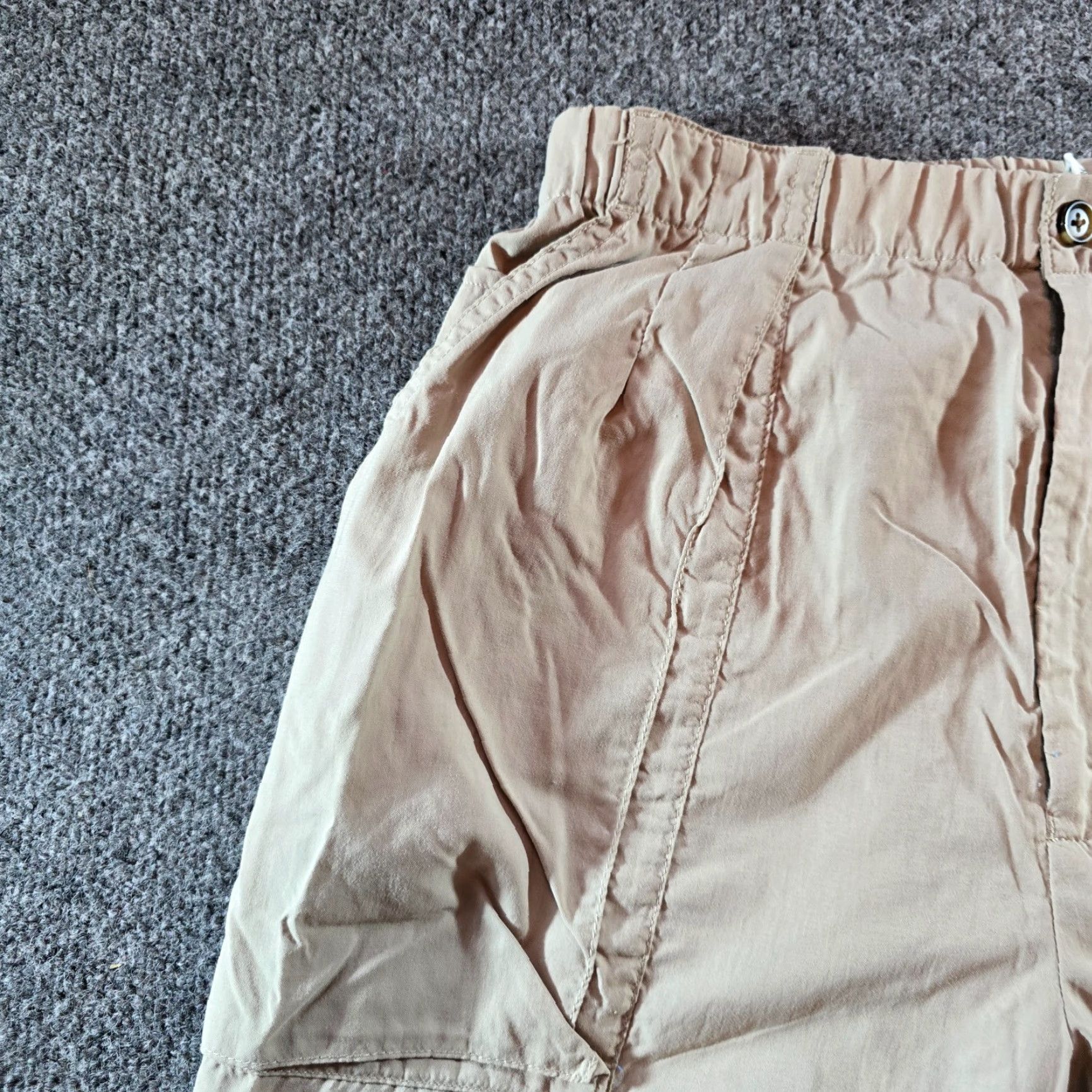 Vintage L.L. Bean Pants Womens Medium Tan Nylon Cargo Convertible Hiking Outdoor Camping Knit Nylon Cargo Pants M Beige Nature 90s Womens? Size 32" / US 10 / IT 46 - 3 Thumbnail