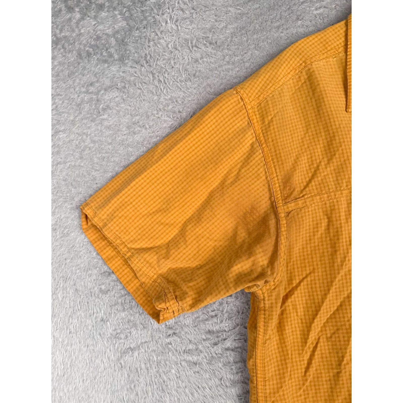 The North Face The North Face Shirt Men Large Yellow Plaid Button-Up Short Sleeve Casual Vented Modal Blend 40 in Chest Pocket Outdoor Western Fish Men Size US L / EU 52-54 / 3 - 3 Thumbnail