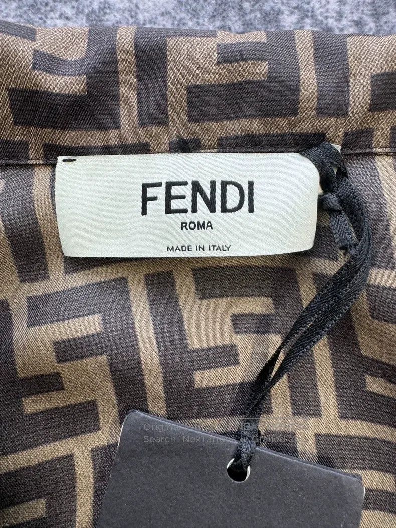 Fendi Fendi Printed Silk Sleepwear Shirt in Brown Size XS / US 0-2 / IT 36-38 - 3 Thumbnail