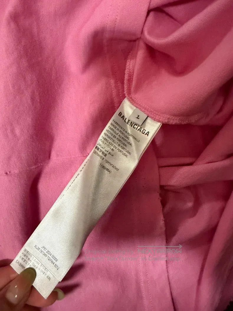 Balenciaga Balenciaga Pink Foam Letter T. Size US S / EU 44-46 / 1 - 5 Thumbnail