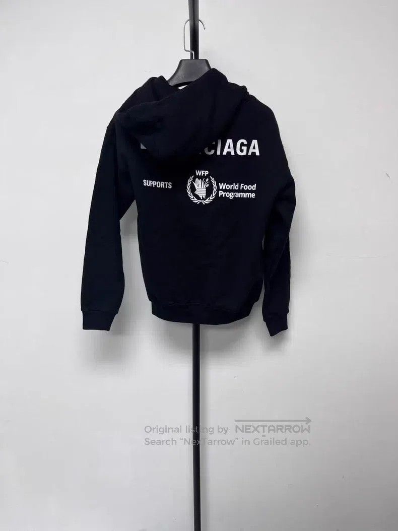 Balenciaga Balenciaga Solid Color Letter Print Sweatshirt Size US S / EU 44-46 / 1 - 2 Thumbnail