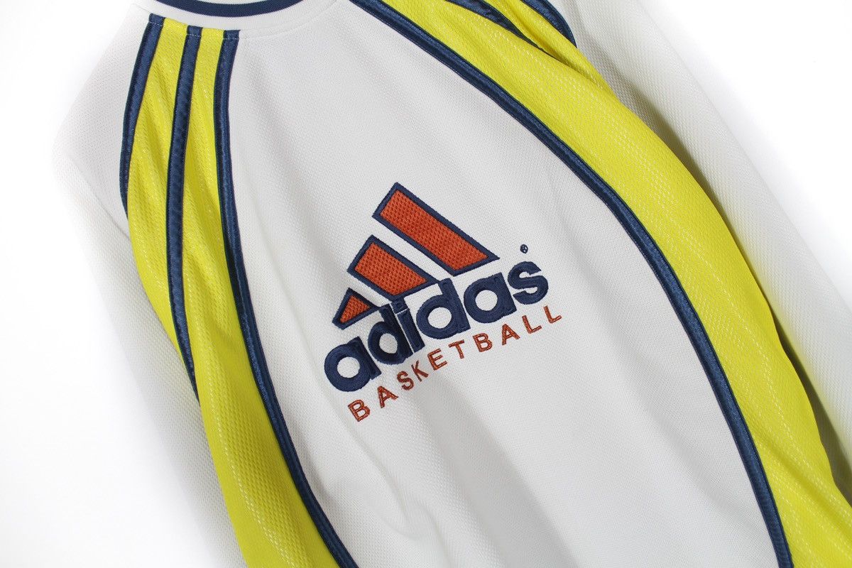 Adidas × Vintage Vintage Adidas Basketball Sweater Jersey White Mens Size L Size US L / EU 52-54 / 3 - 2 Thumbnail