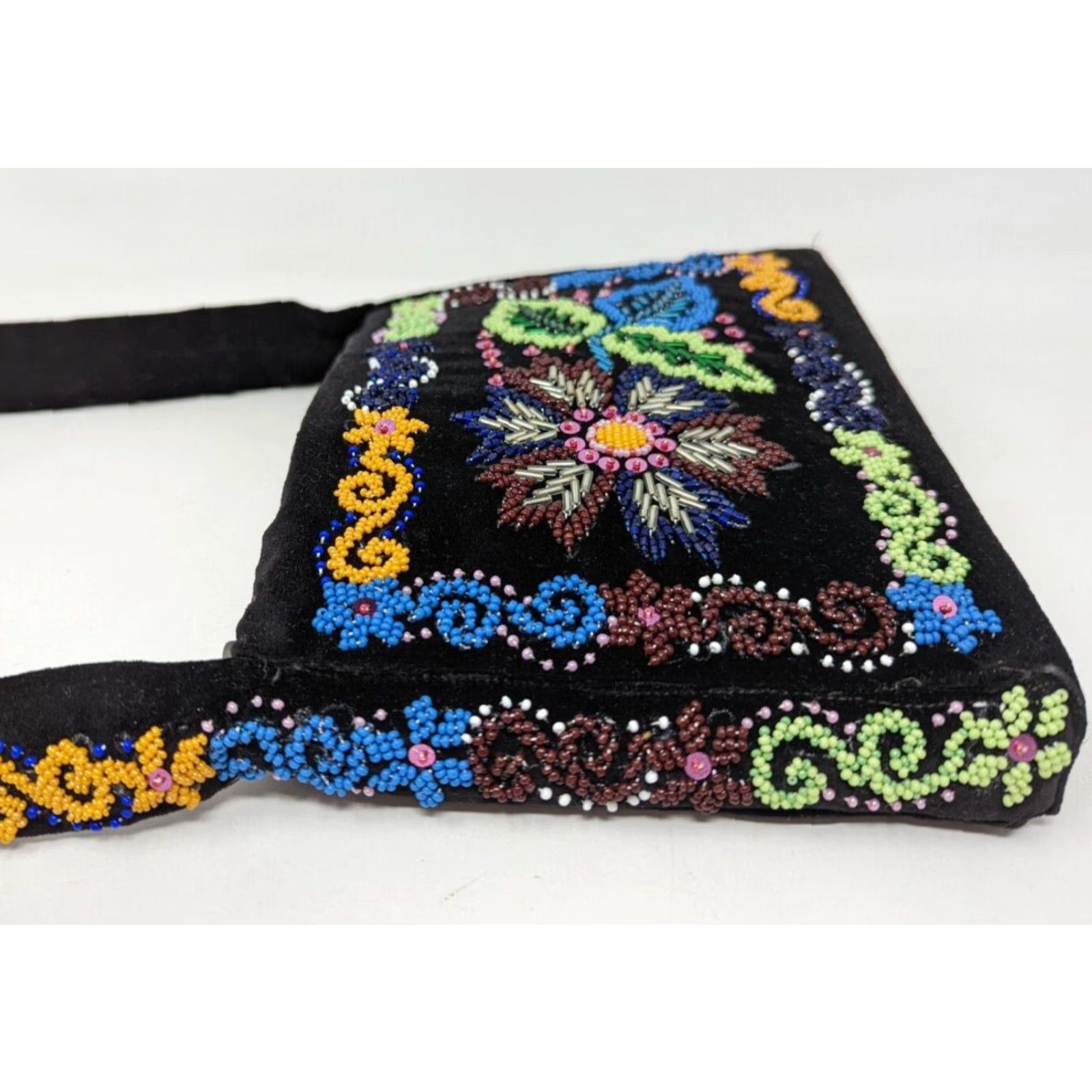Velvet VTG Black Velvet Floral Beaded Embellished Bag Handbag Purse Women KP21 Antique Size ONE SIZE - 4 Thumbnail