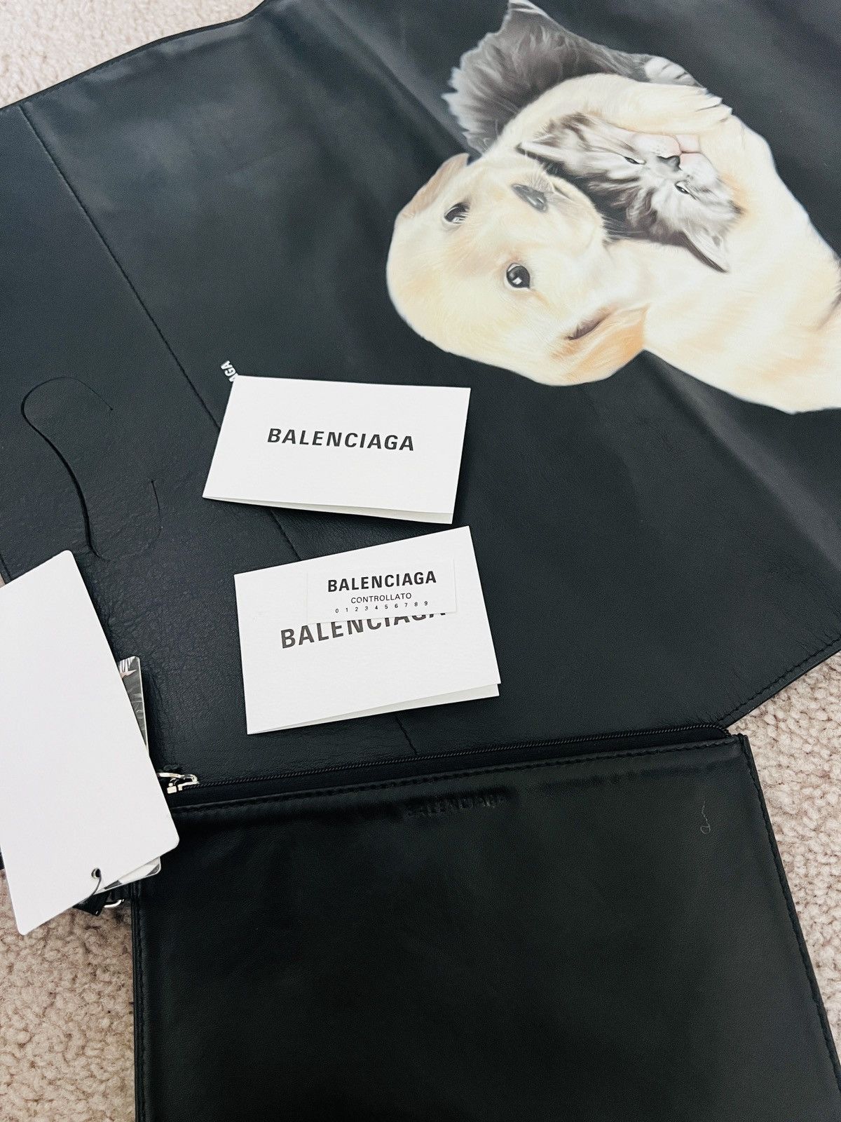 Balenciaga Balenciaga Puppy & Kitten Leather Shopping Bag Size ONE SIZE - 3 Thumbnail