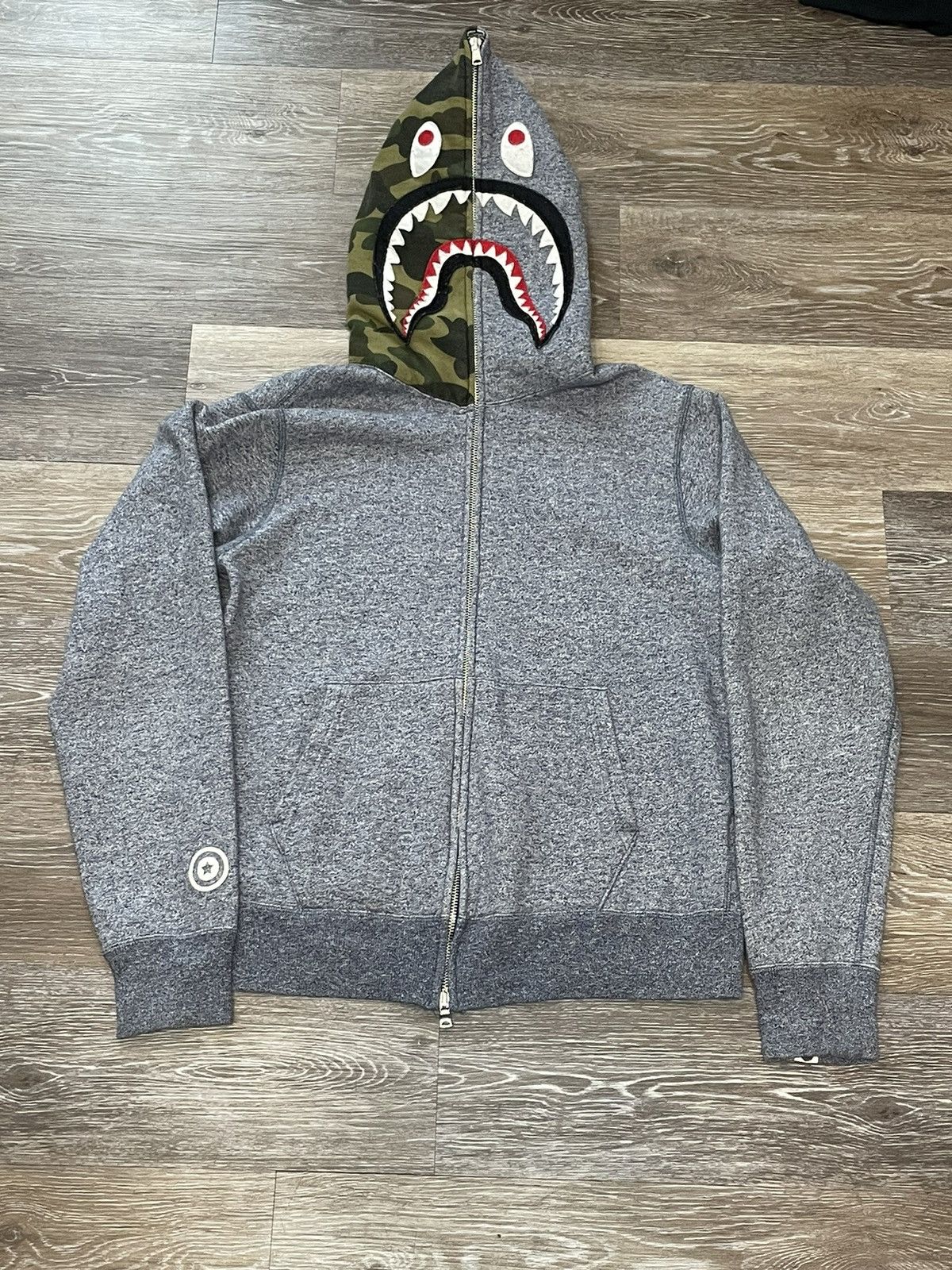 Bape 1st Camo Shark Zip Up Heather Ash Grey With Spellout On Back Size US M / EU 48-50 / 2 - 2 Thumbnail