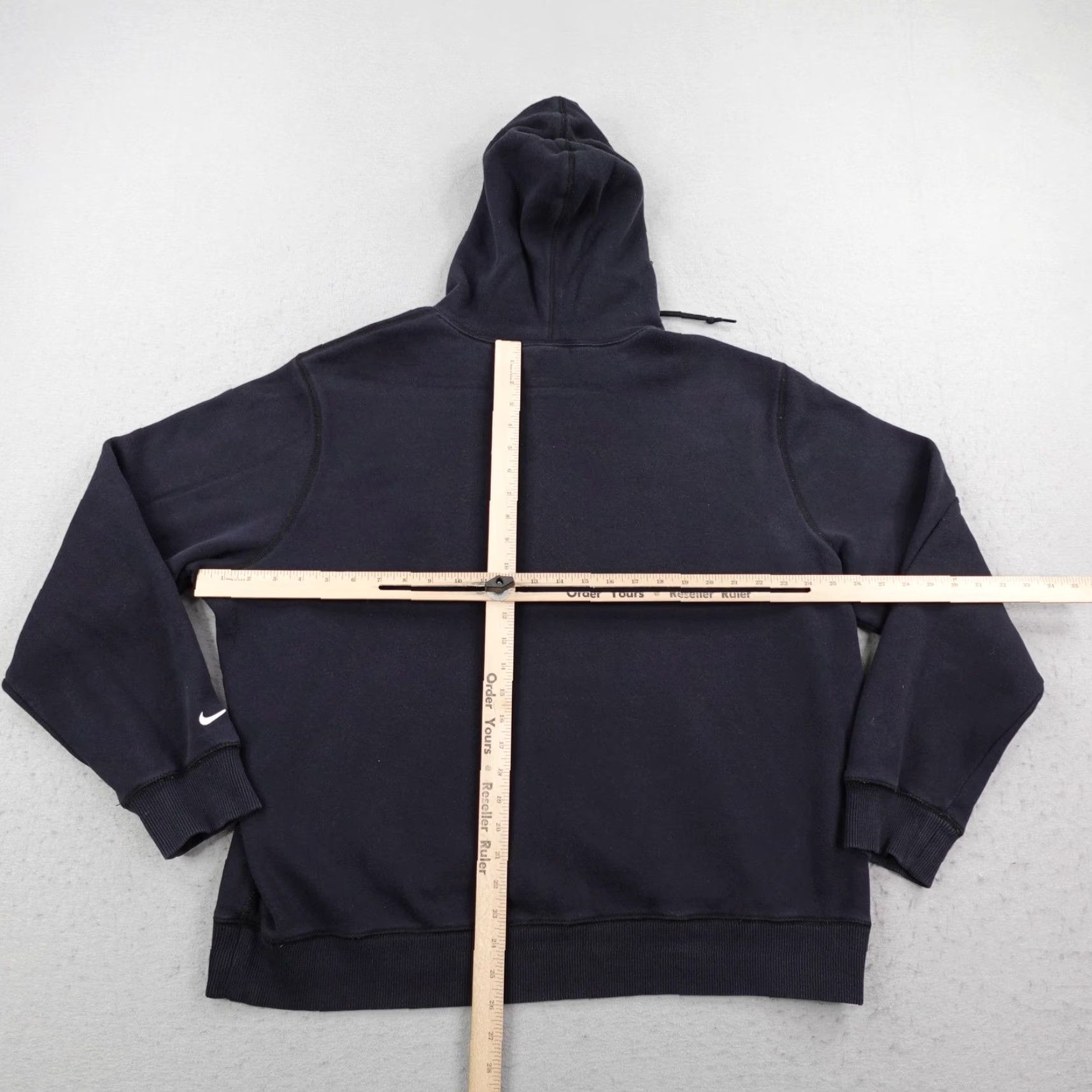 Nike VINTAGE Nike Hoodie Mens XL Black The Athletic Dept Pullover Sweatshirt Spell Out Fleece Size US XL / EU 56 / 4 - 7 Thumbnail