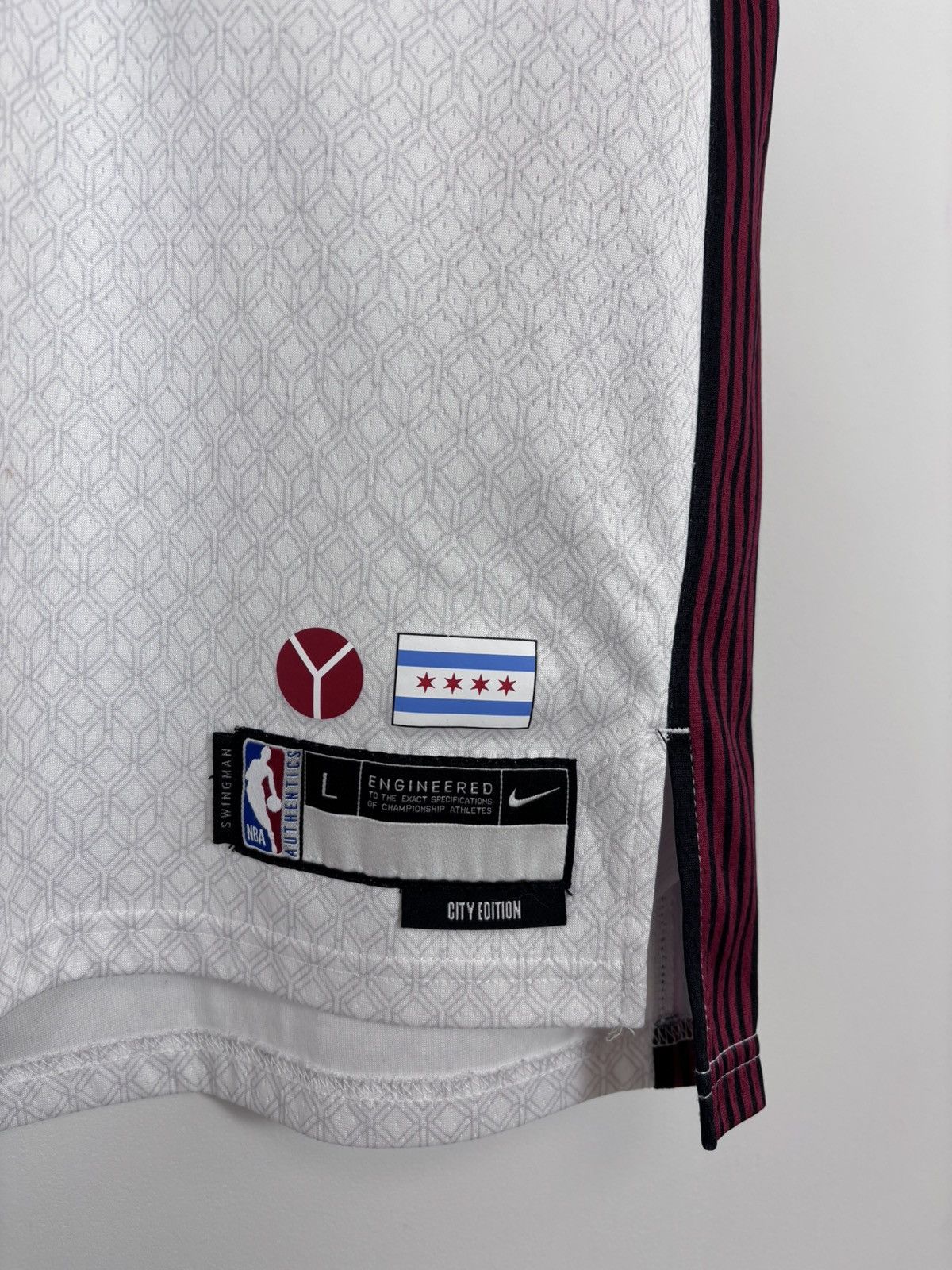 Nike Nike Chicago Bulls Zach Lavine #8 City Edition NBA Jersey Size US S / EU 44-46 / 1 - 6 Thumbnail
