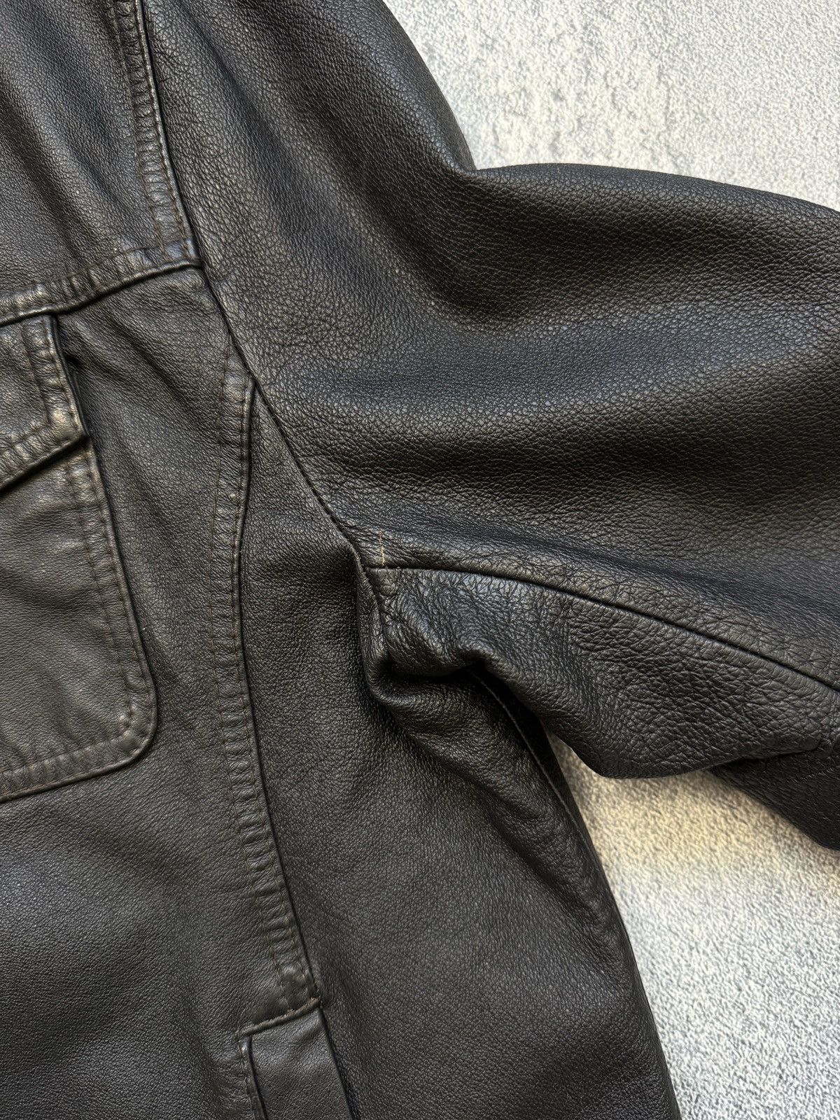 Giorgio Armani Vintage Giorgio Armani Leather Jacket Size L Size US L / EU 52-54 / 3 - 9 Thumbnail