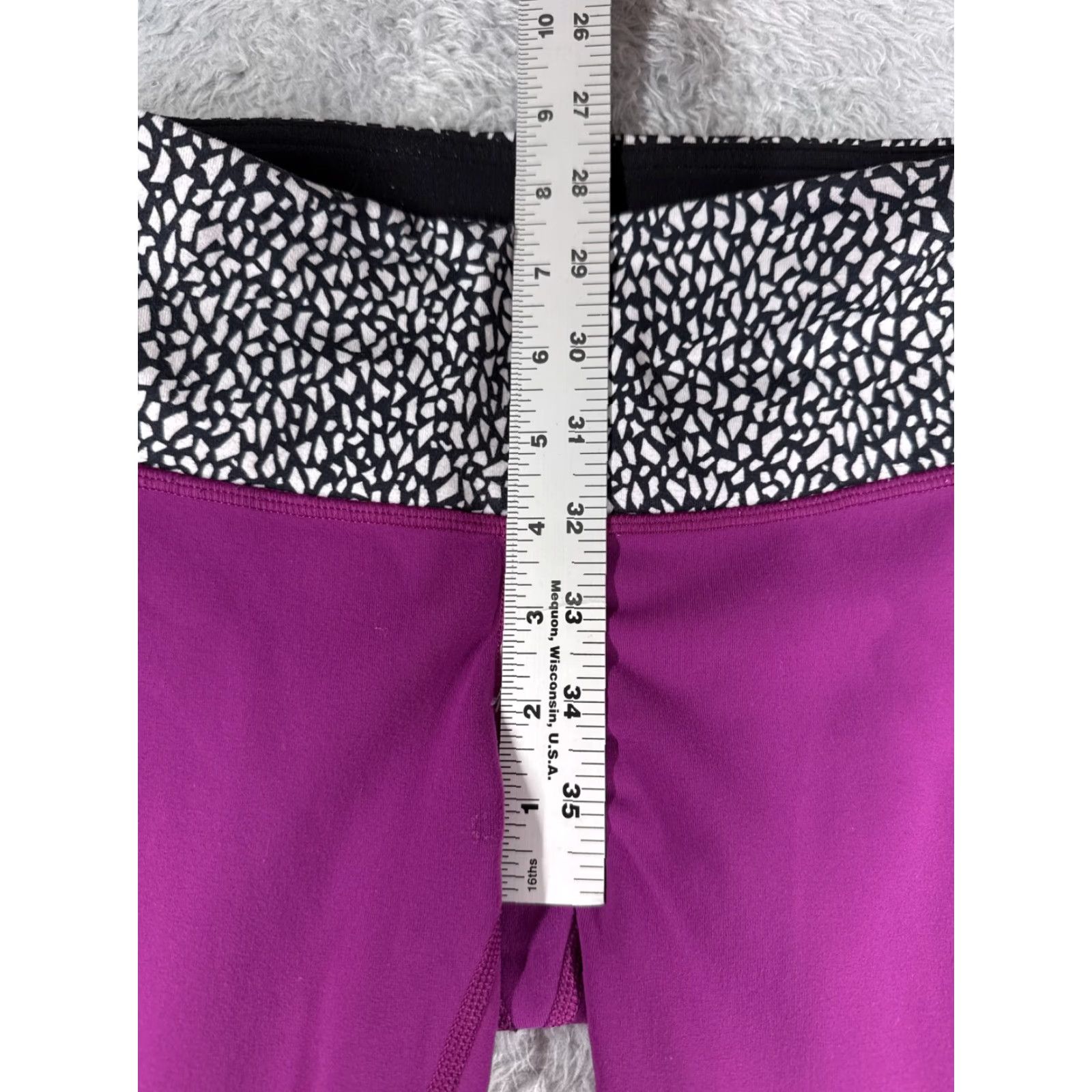 Lululemon Lululemon Pants Womens 4 Purple Wunder Under Pant III Luon Fabric Yoga Gym W5K49 Size 27" / US 4 / IT 40 - 7 Thumbnail