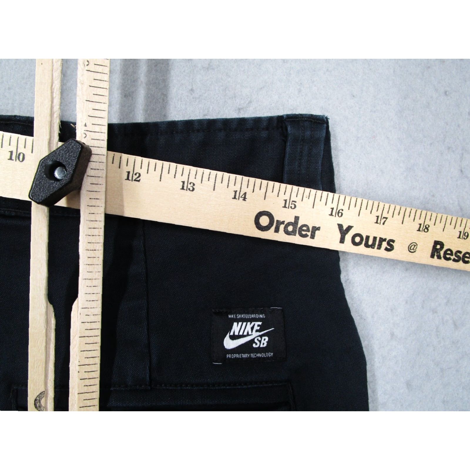 Nike Nike SB Shorts Mens 30 Black Heavy Twill 10" Skate Casual Logo Utility Work Walk Size US 30 / EU 46 - 7 Thumbnail