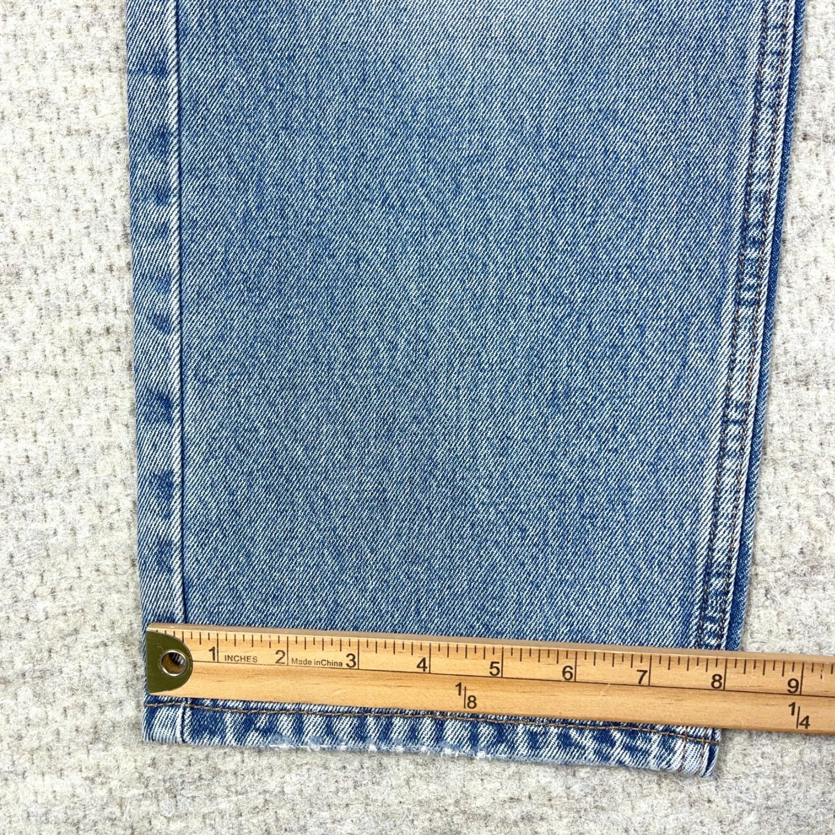 Levi's VINTAGE Levi's 550 Jeans Men 34x29 Relaxed Fit Distressed Blue 100% Cotton Levi's Jeans Men Regular Size 34 Size US 34 / EU 50 - 7 Thumbnail