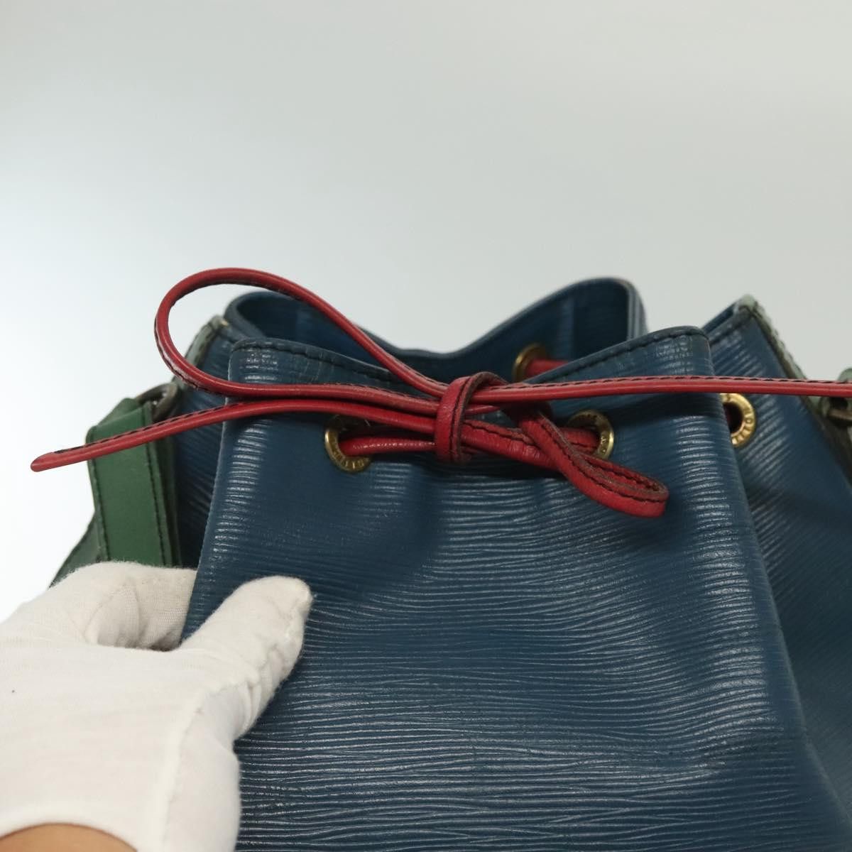 Louis Vuitton LOUIS VUITTON Epi Toriko Color Noe Bag Red Blue Green M44084 Size ONE SIZE - 10 Thumbnail