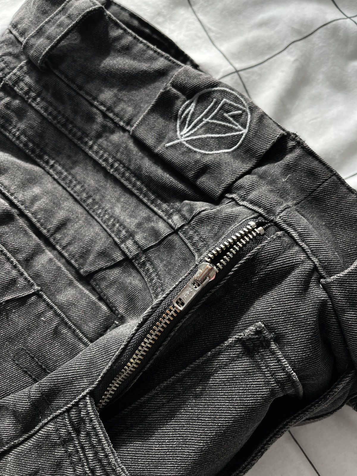 No Faith Studios NO FAITH STUDIOS Distressed Cargo Raver denim Baggy Pants Size US 32 / EU 48 - 12 Thumbnail