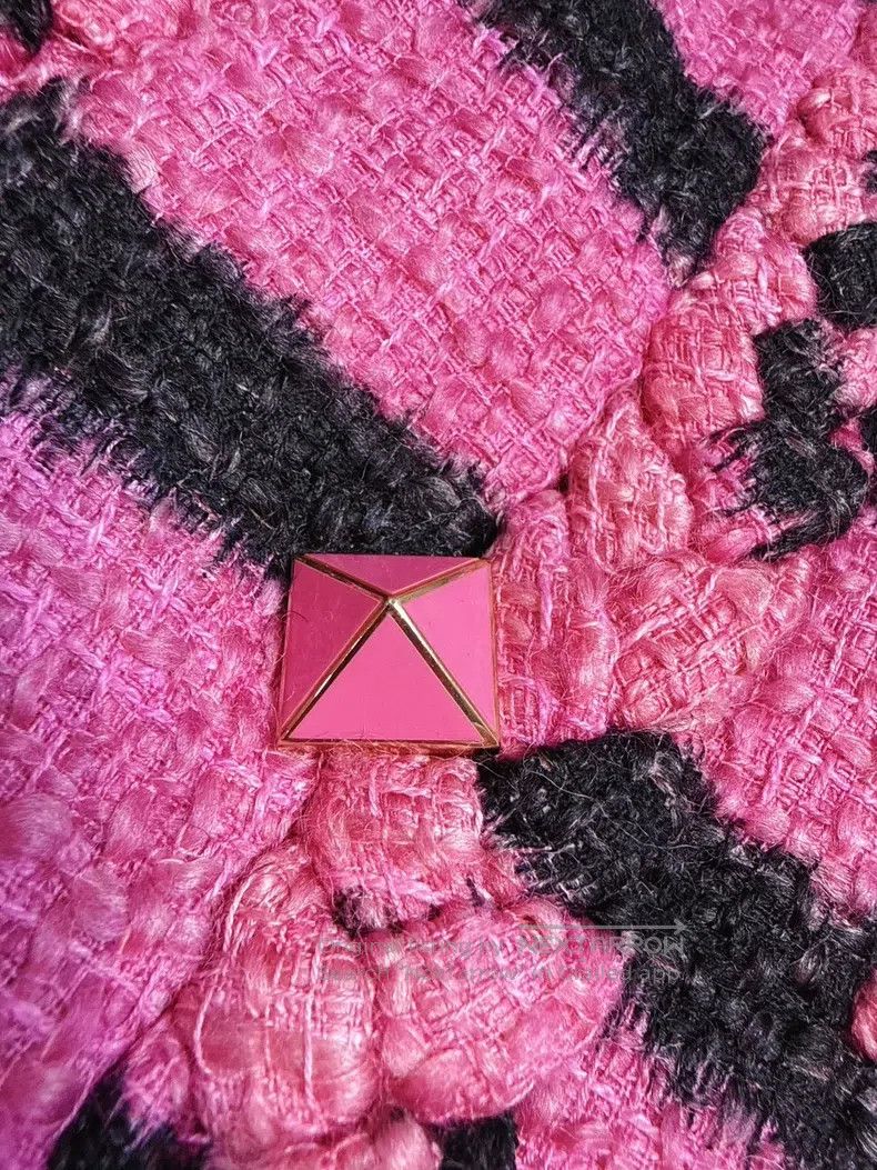 Valentino Valentino Limited edition pink tiger pattern coarse clay w Size M / US 6-8 / IT 42-44 - 6 Thumbnail