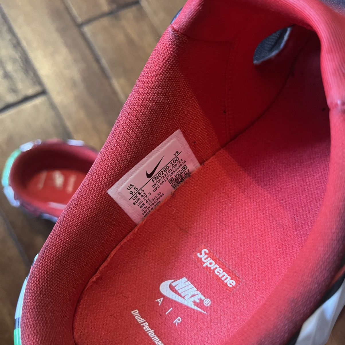 Nike × Supreme Supreme x Nike Clogposite Collab (Mens 9.5) Size US 9.5 / EU 42-43 - 7 Thumbnail