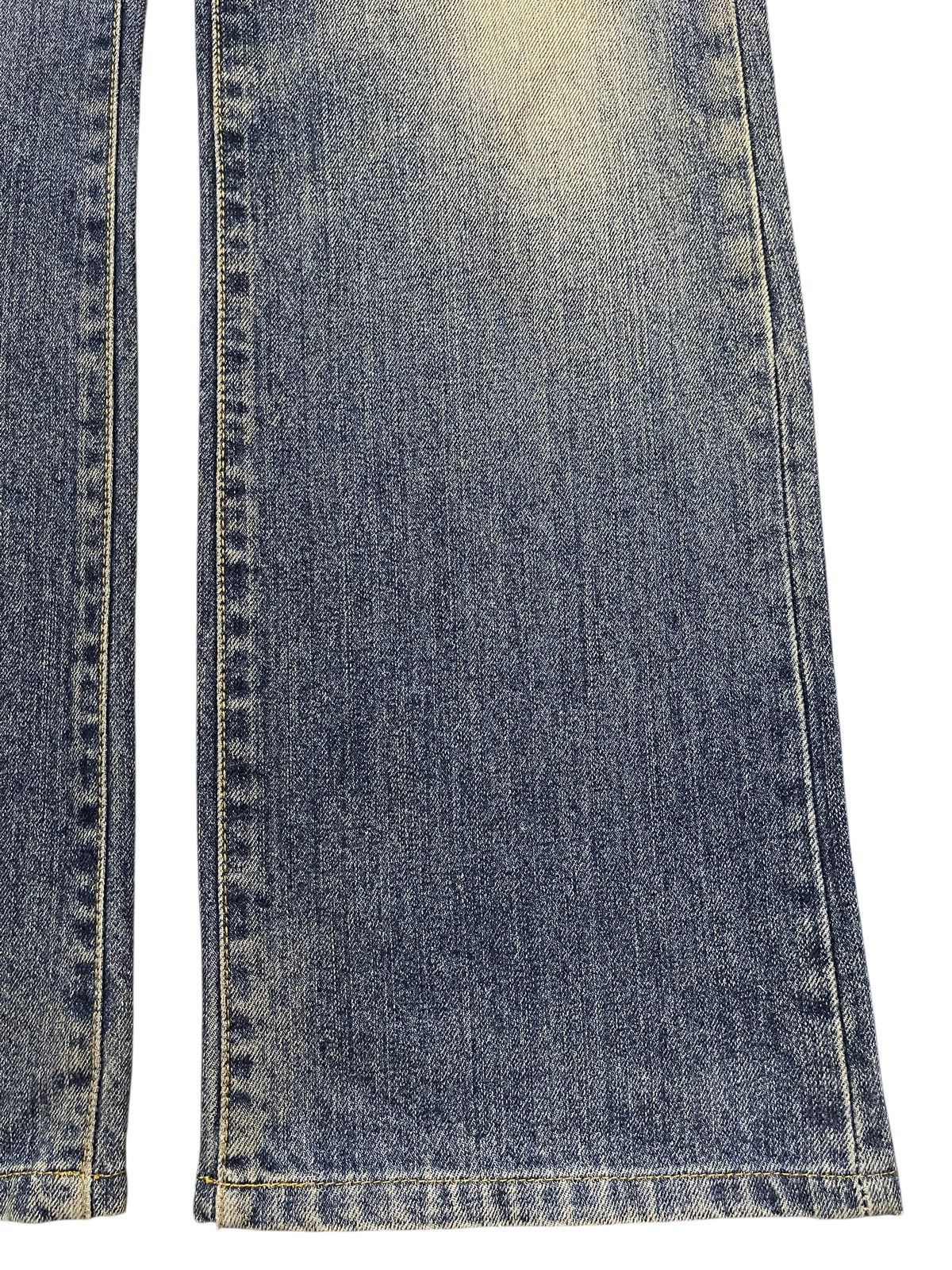 Uniqlo Vintage Japanese Uniqlo Mud Wash Distress Bootcut Jeans Size US 32 / EU 48 - 8 Thumbnail