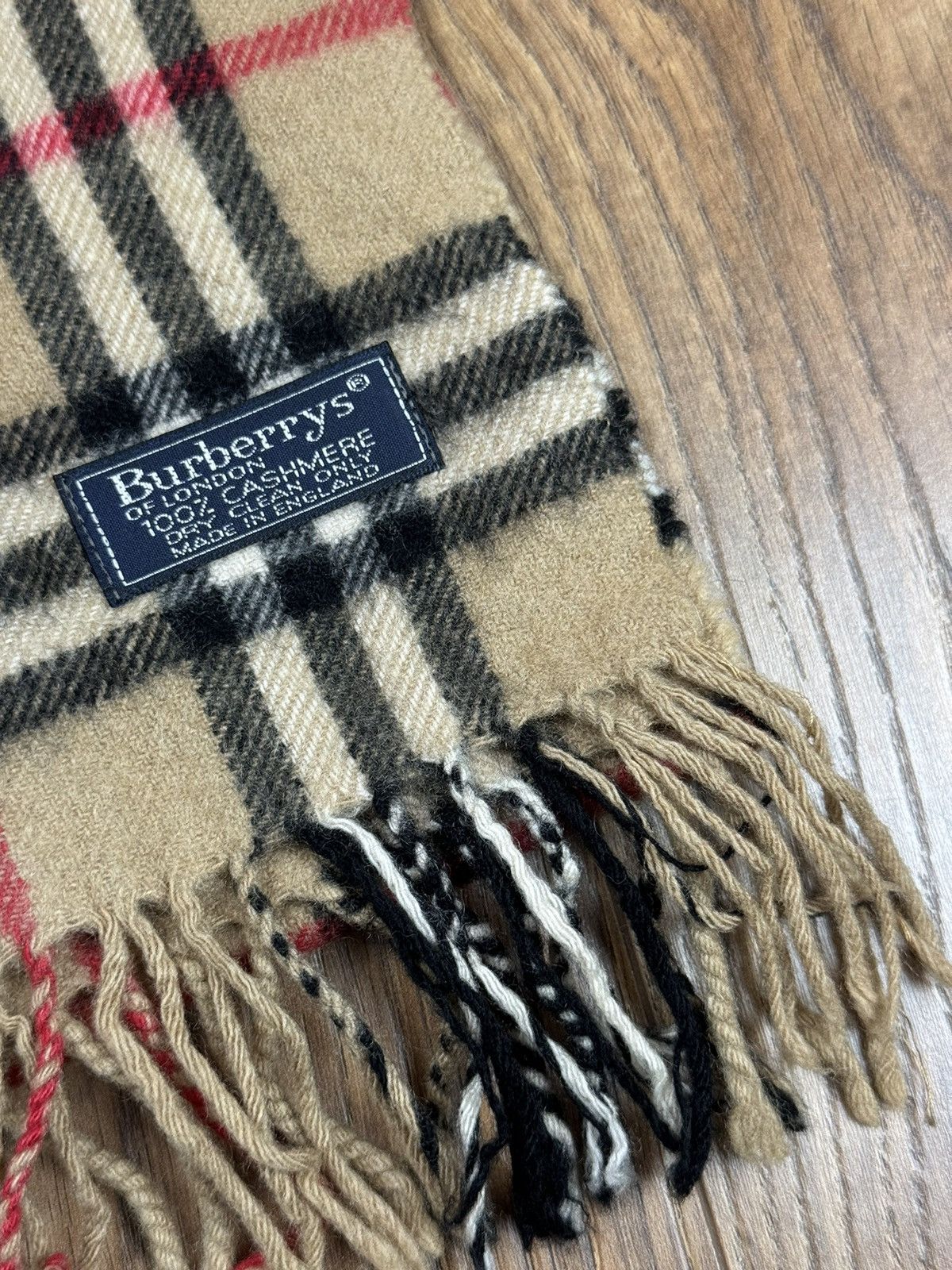 Burberry Vintage cashmere scarf Burberry’s 90s original luxury item Size ONE SIZE - 2 Thumbnail